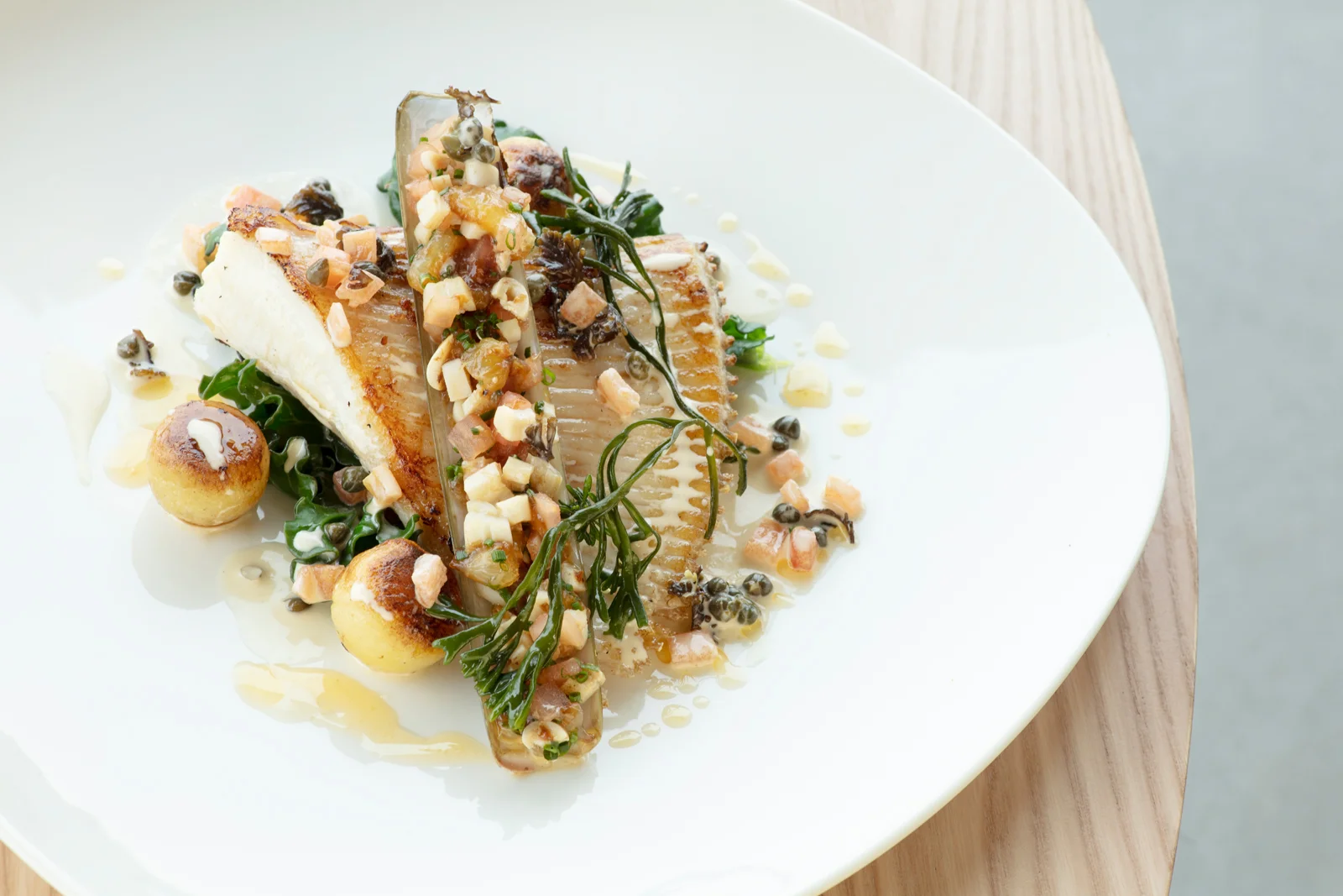 The Lookout Atlantic Skate Wing, Wild Sea Vegetables, Razor Clams WEB 1.jpg