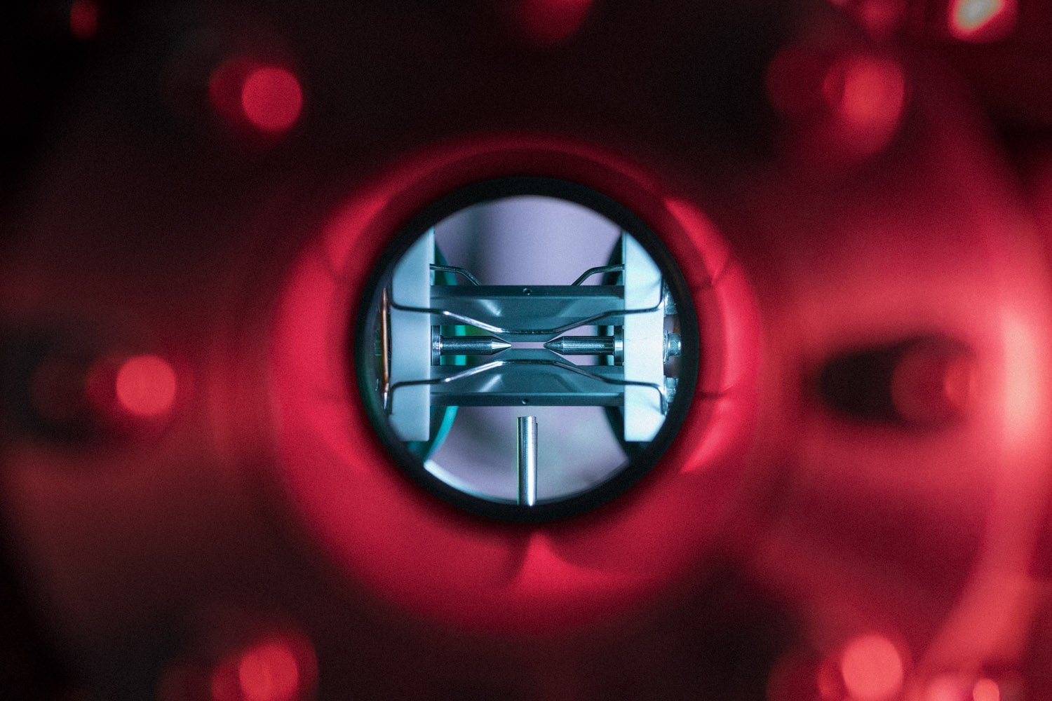 QUANTUM COMPUTER FOR TERRA MATER MAGAZINE