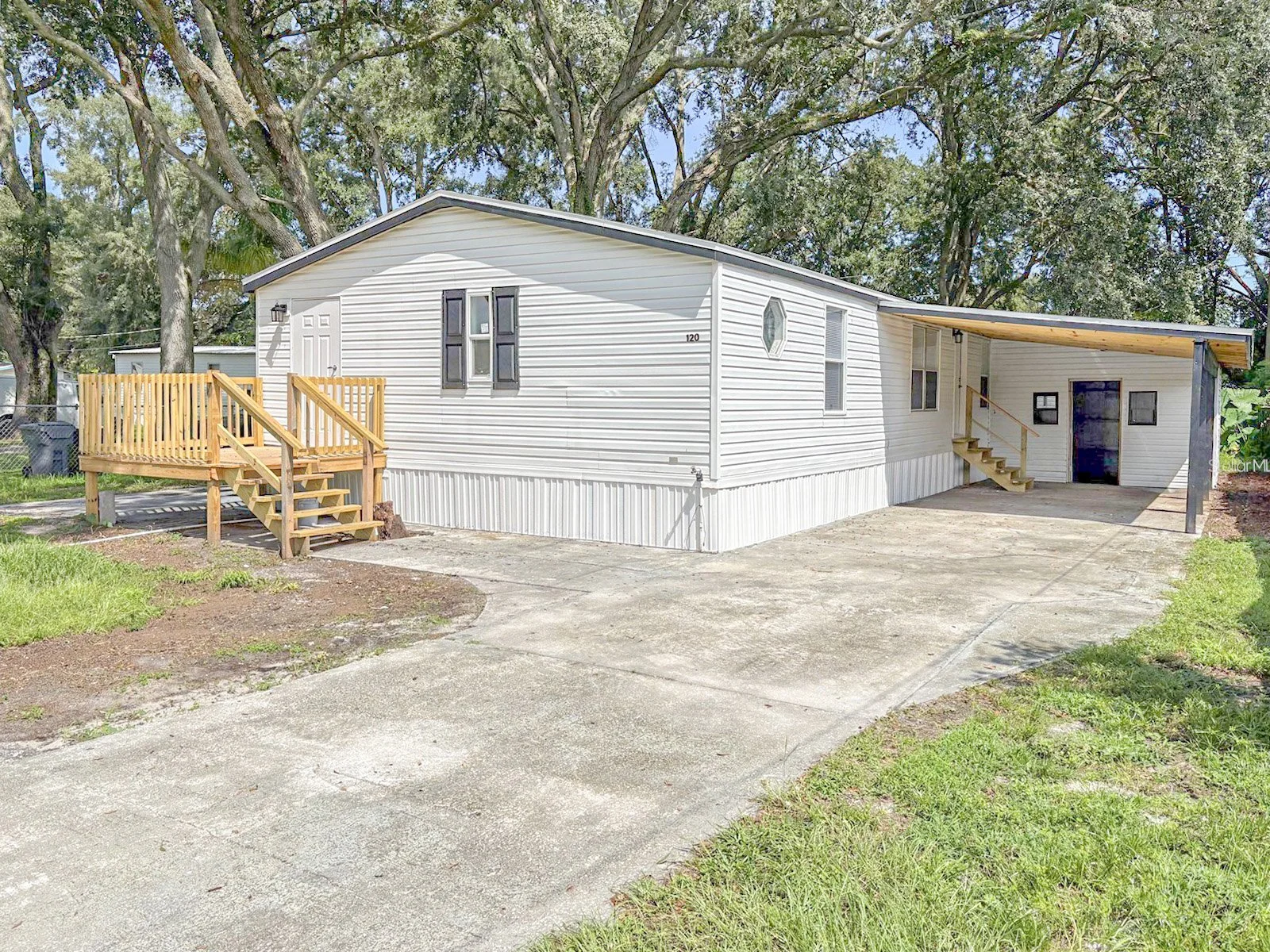 120 Clearwater Court Polk City, FL 33868