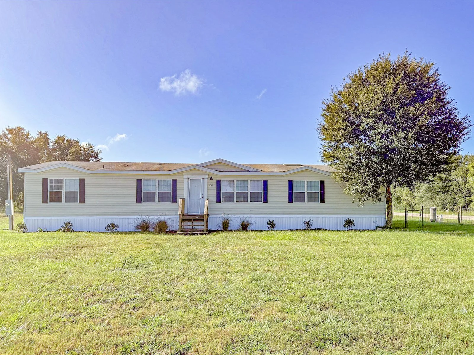 4795 Schooner Avenue Lake Wales, FL 33859