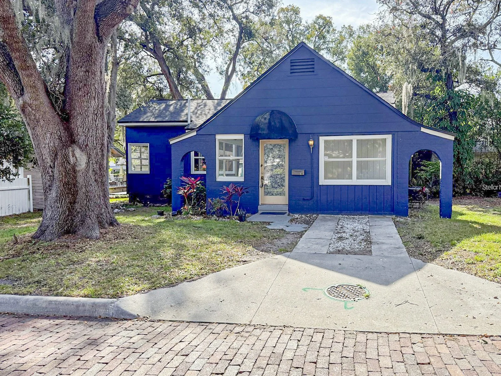 915 E Walnut Street Lakeland, FL 33801