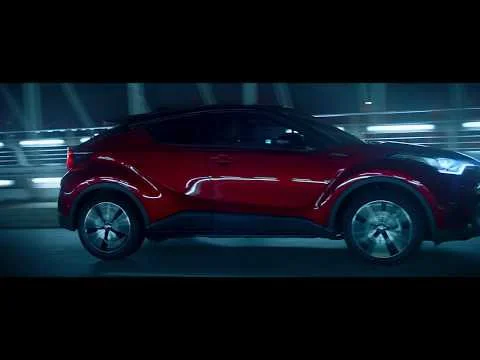 SUV İçin Bir Neden Seçin / Toyota C-HR Hybrid