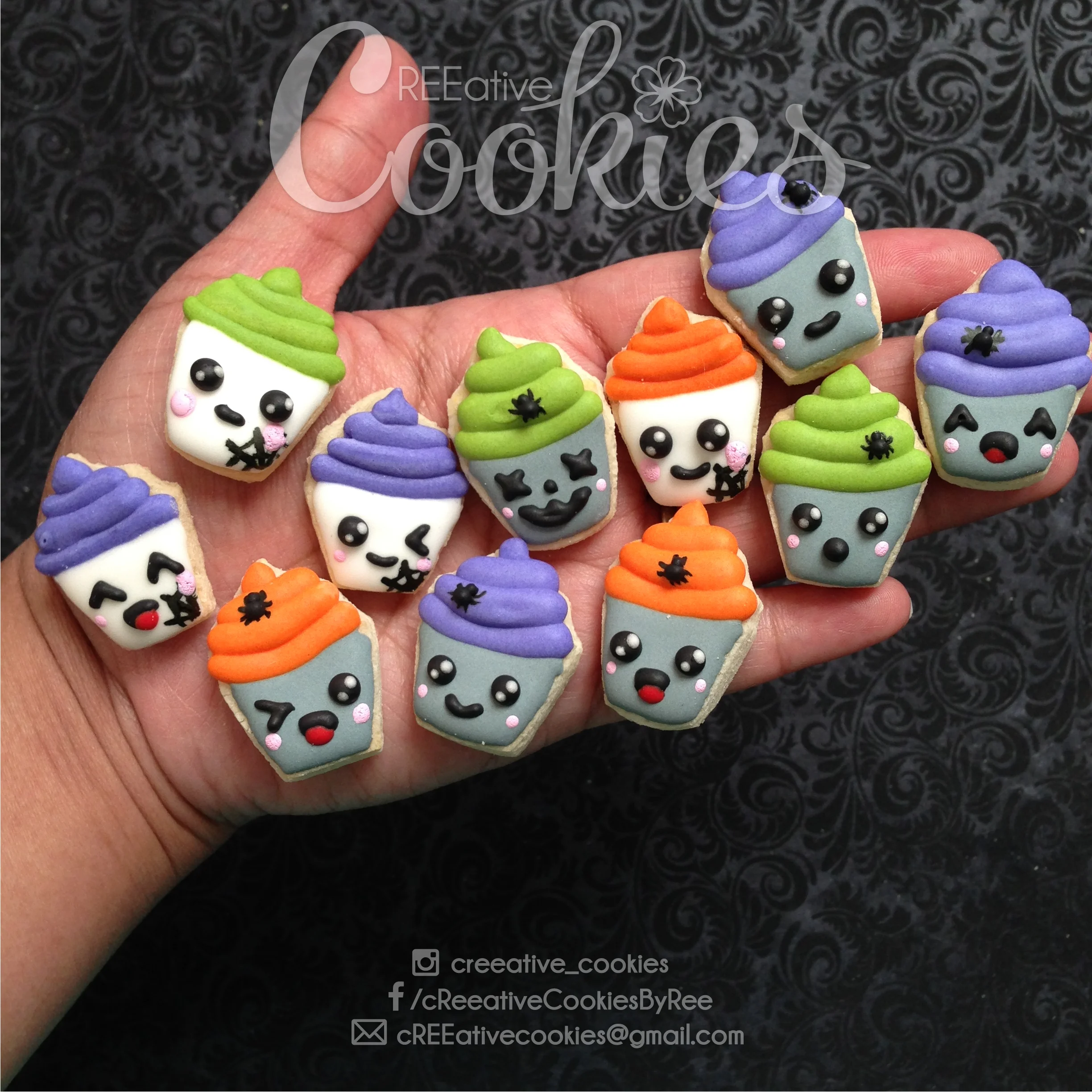 MiniHalloween_CupcakesonHand.jpg
