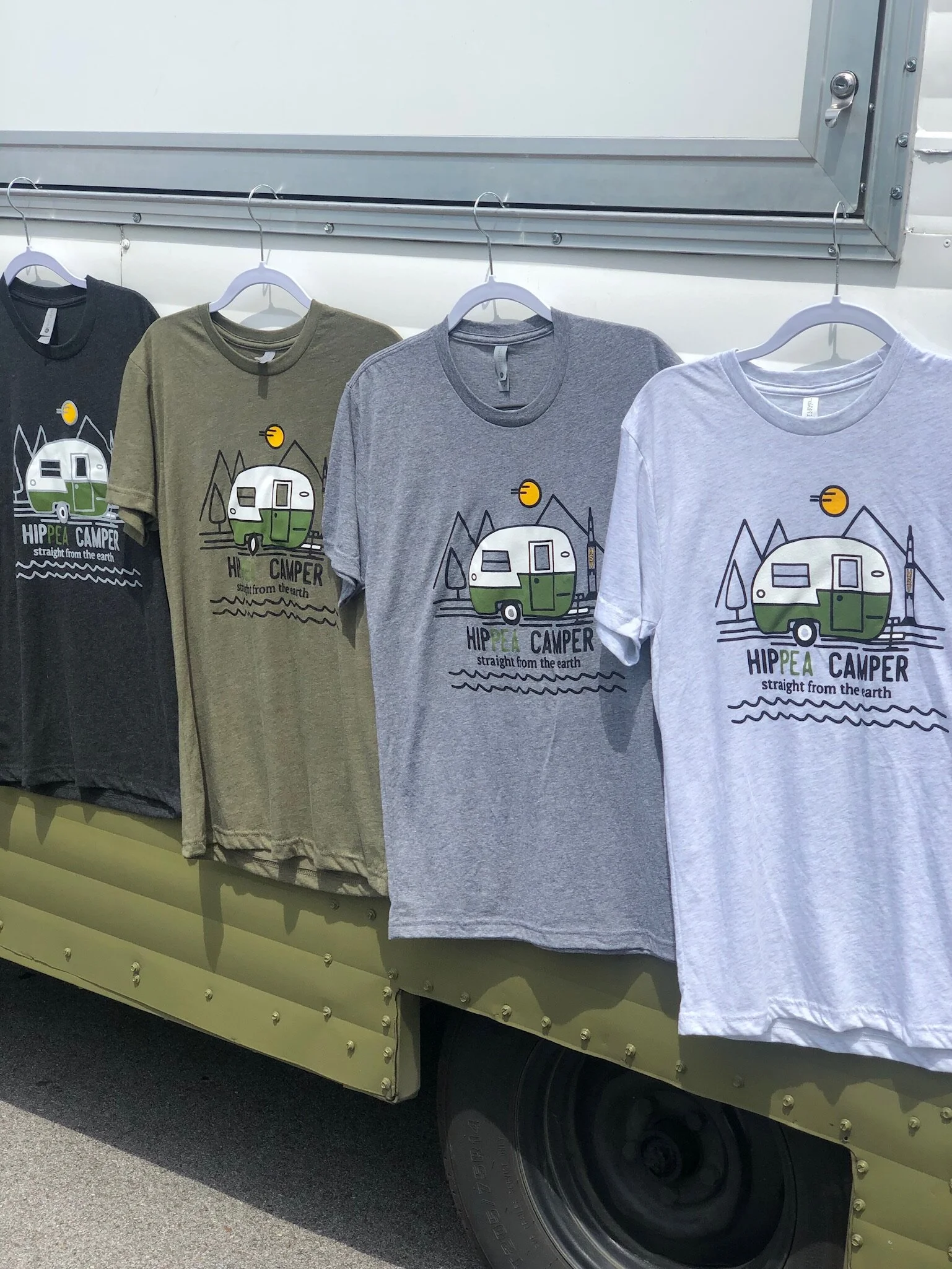 Hippea T-Shirts