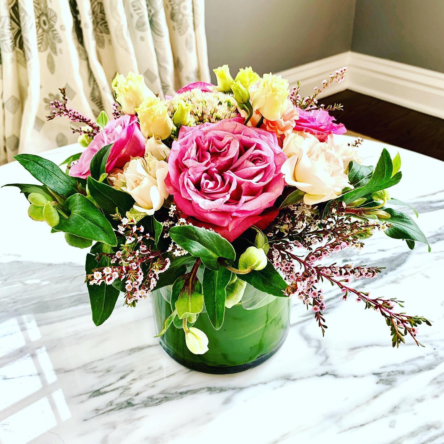 I recently received this beautiful arrangement from a dear friend, and it completely brightened my day! It was made by @flowersbykatieford who happens to be another wonderful friend. She is incredibly talented, creating unique and stunning arrangemen