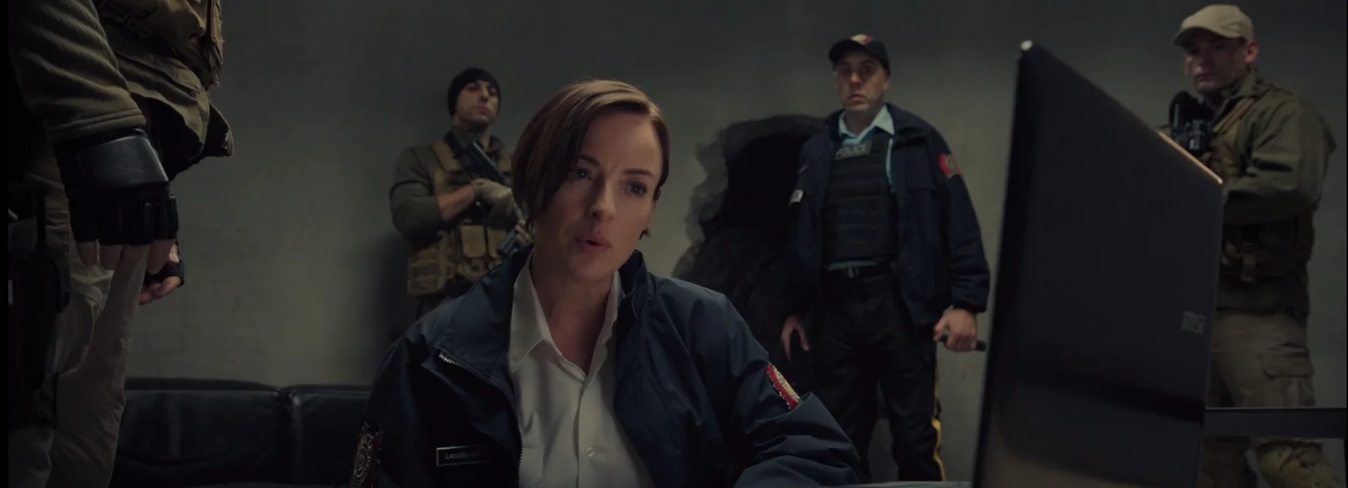 costumes justice 4.jpeg