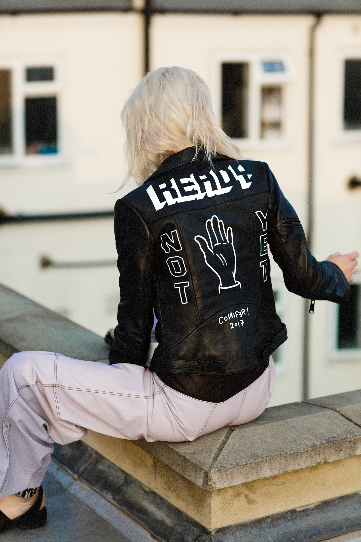 JAG-GO SEES JULY-3750-Edit_RT_LR.jpg