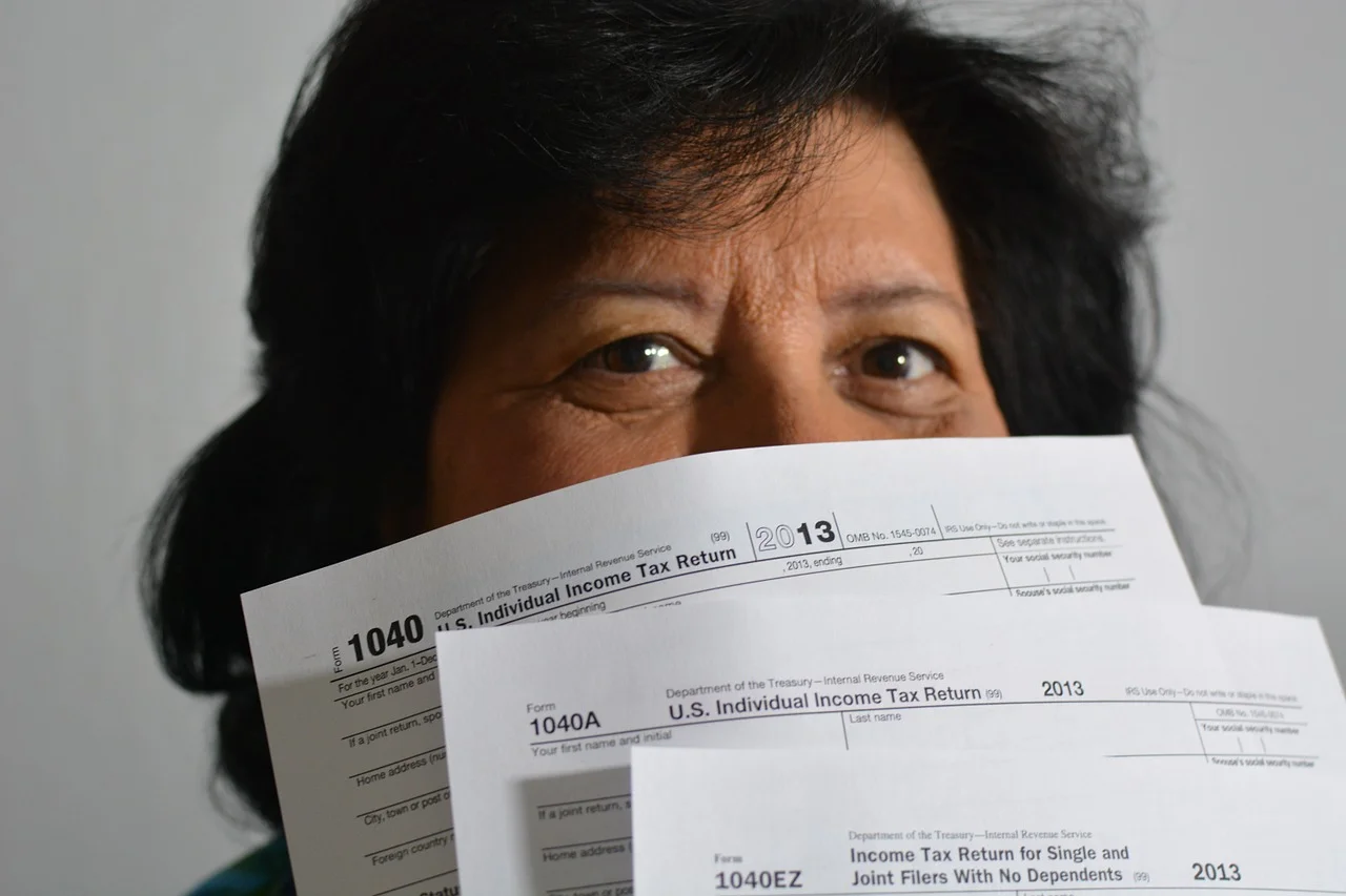 taxes-806396_1280-1.jpg
