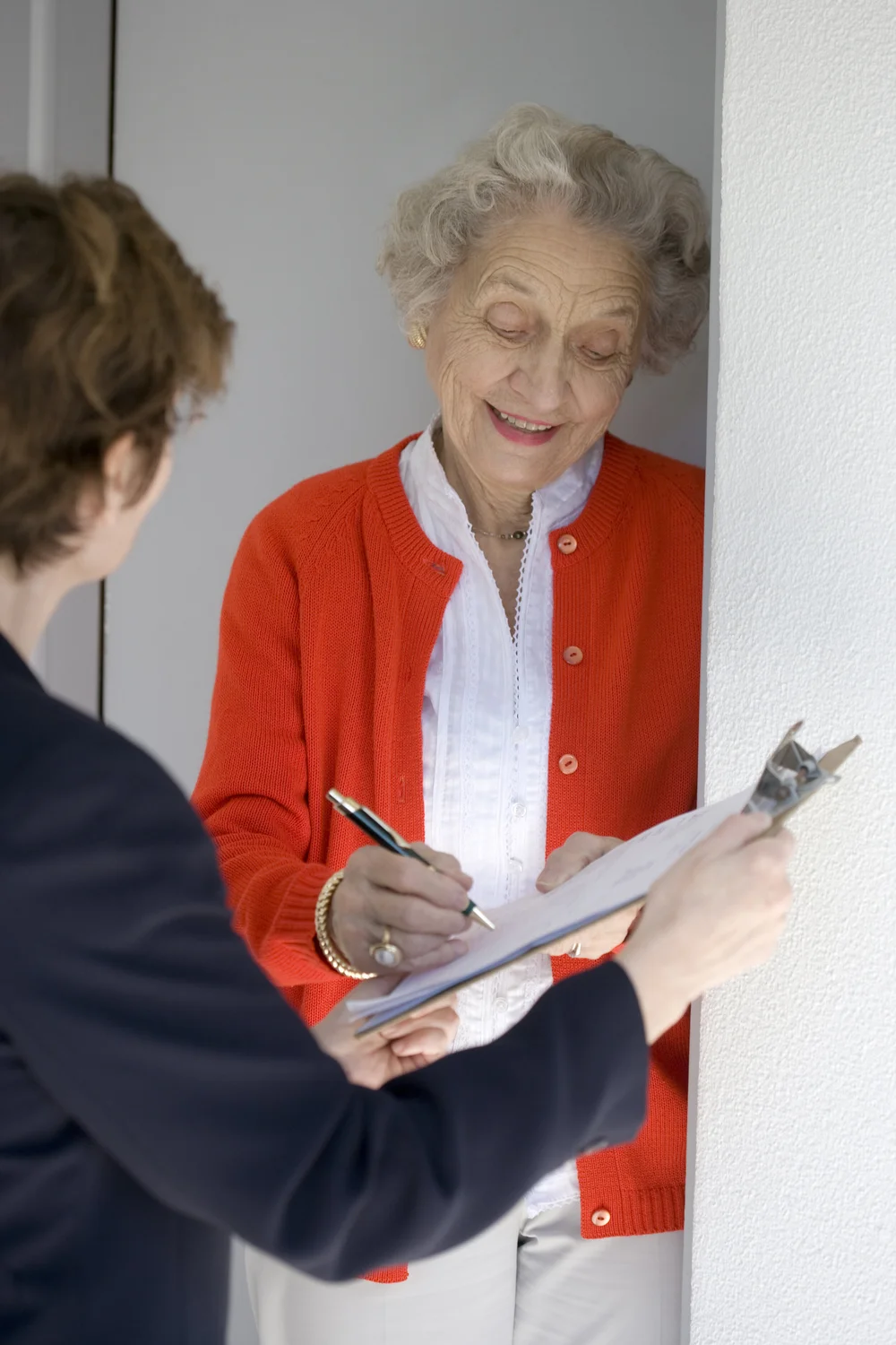 How To Spot A Home Contracting Scam Everyday Money Management