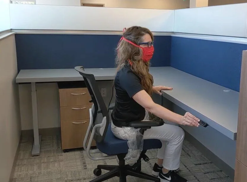 Grand Stands - L-Series Electronic Table Base Installation at a Maryland Bank