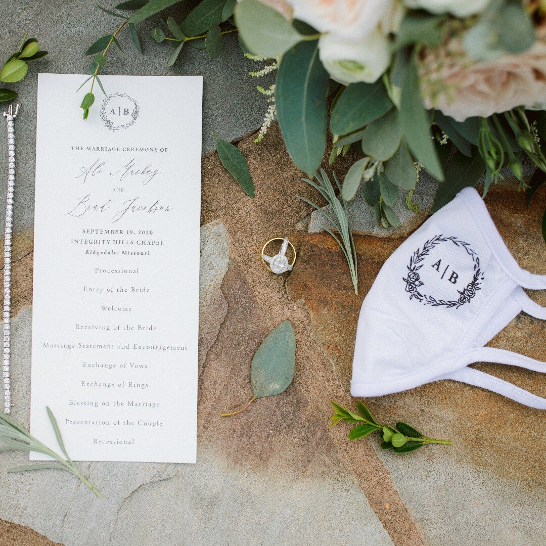 Shoutout to the most 2020 wedding favor ever 

Photo by: @tylerandbeka 

Photographer: Beka and Tyler Thompson
Videographer: Beka and Tyler Thompson
Venue: Intergity Hills
Florals: Rosewood Floral
Cake: Sugar Leaf Bakery
Band: Diamond Empire Band
Hai