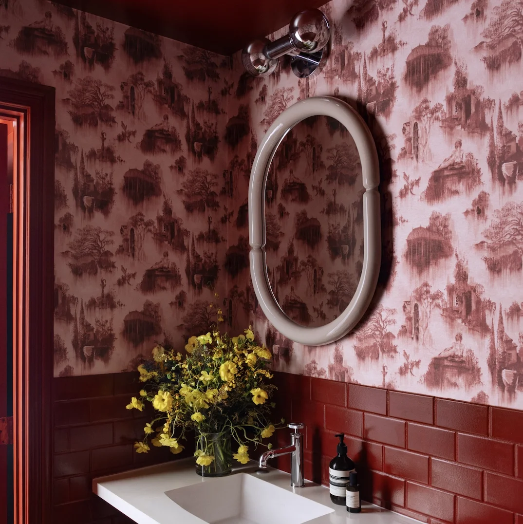 bathroom wallpaper Galerie on Sunset bar and restaurant Los Angeles