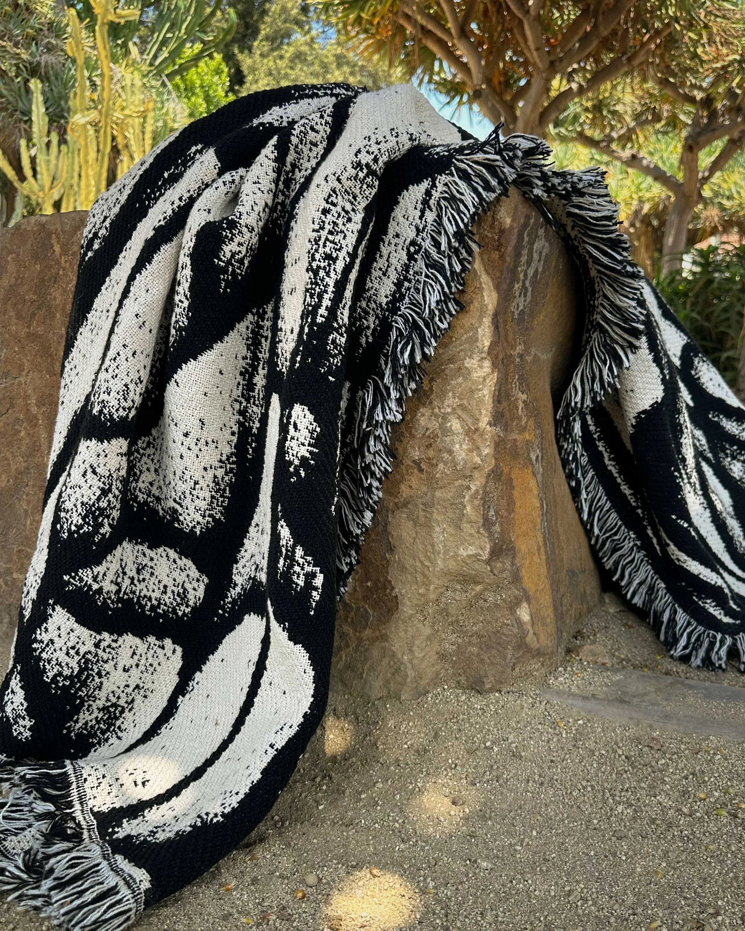 blanketdetail.jpg