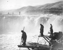 Celilo Falls before Dalles Dam