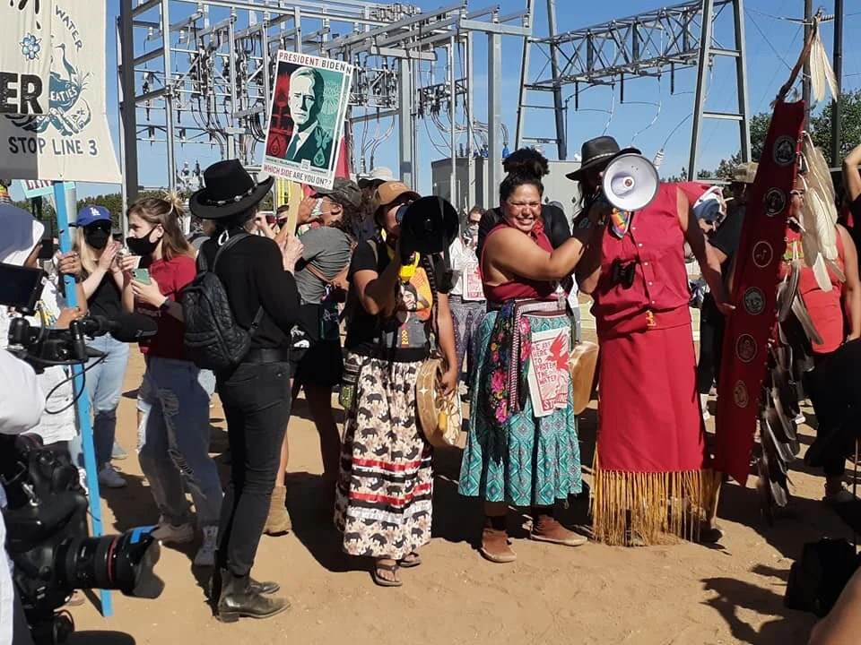 Hundreds Blockade Line 3 Pump Station