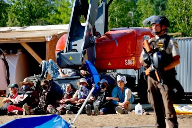 Pressure Mounts on Biden Administration to Act as Line 3 Pipeline Resistance Grows