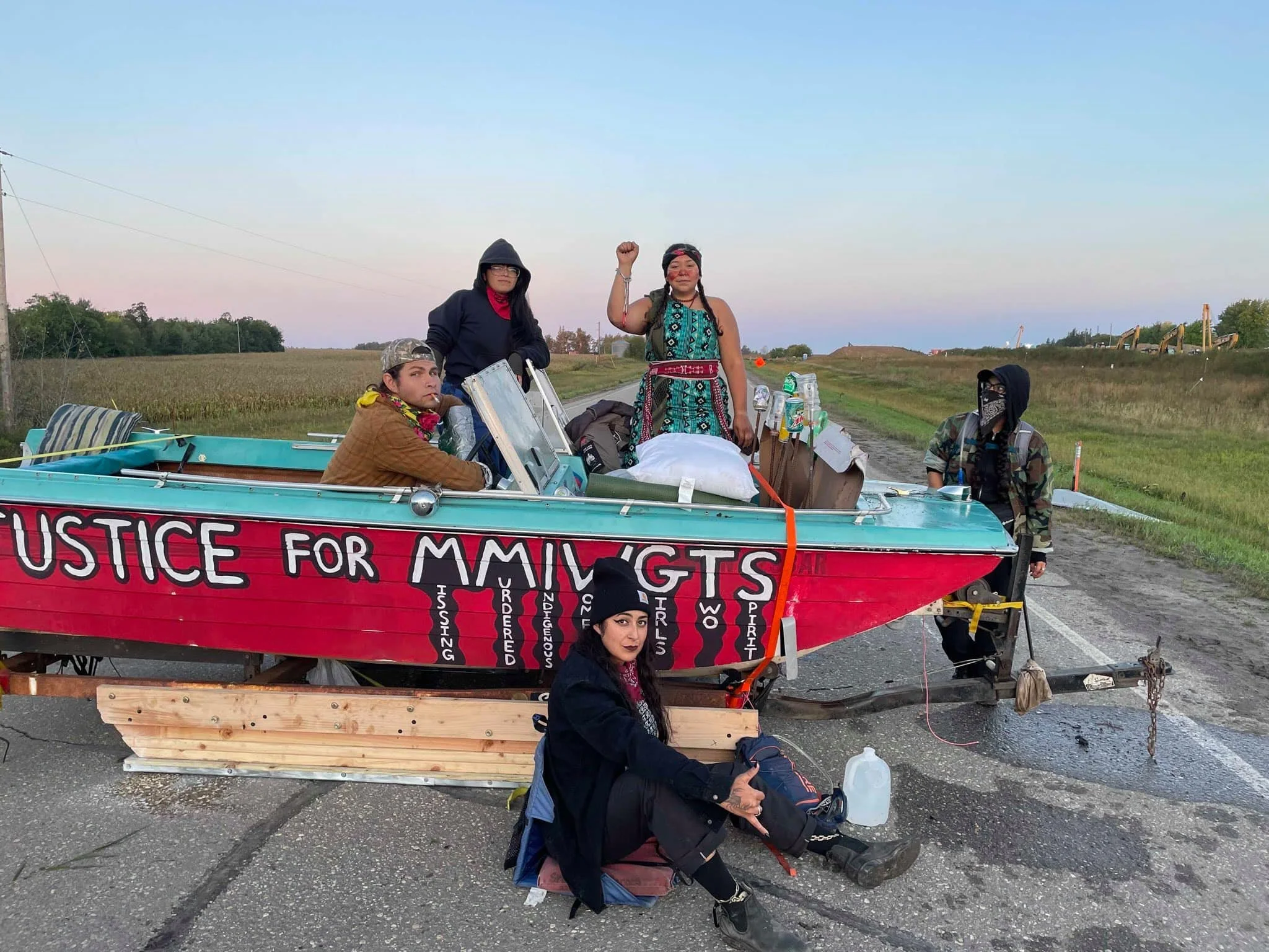 Water Protectors Shut Down Major U.S.-Canadian Tar Sands Terminal