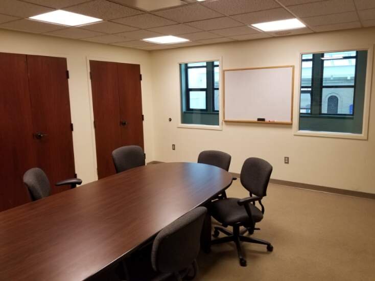 Small Conference Room (seats 10)