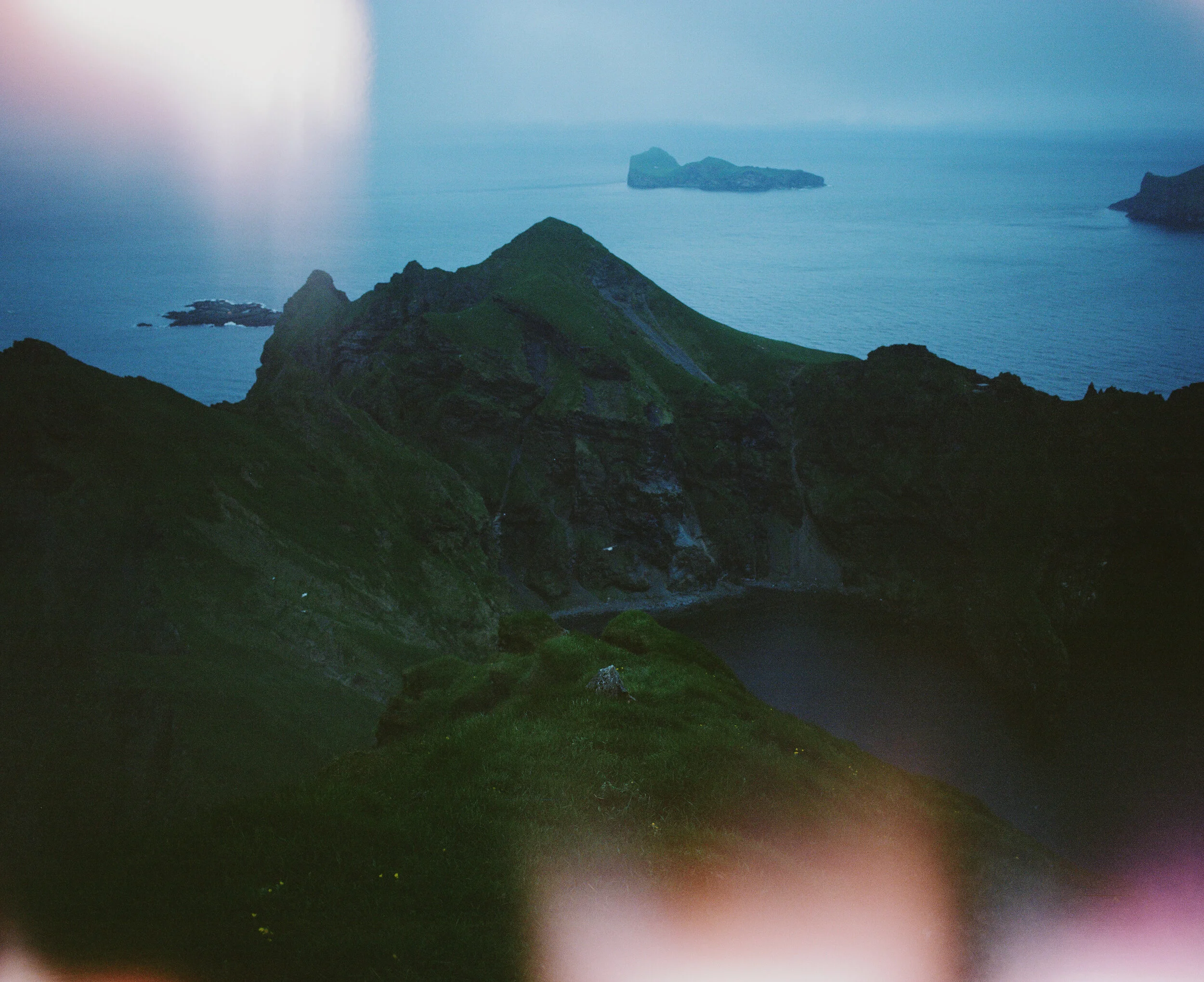 Iceland-Vestmannaejar001.jpg