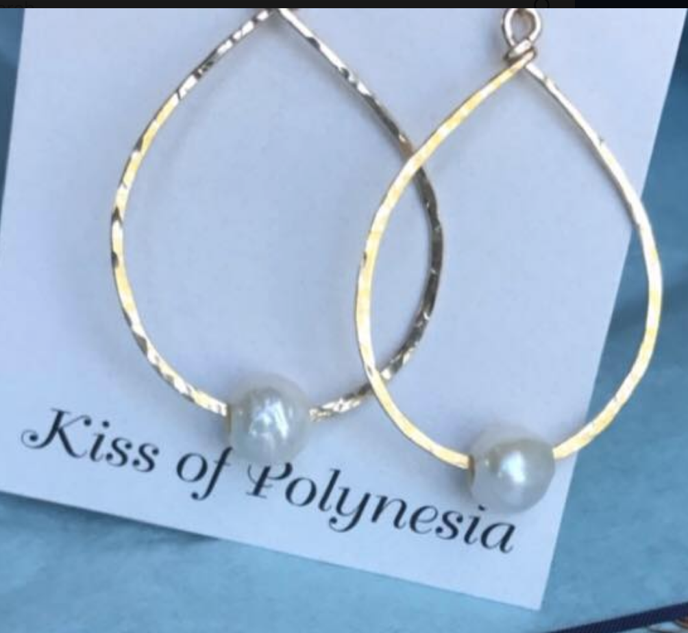 Kiss of Polynesia