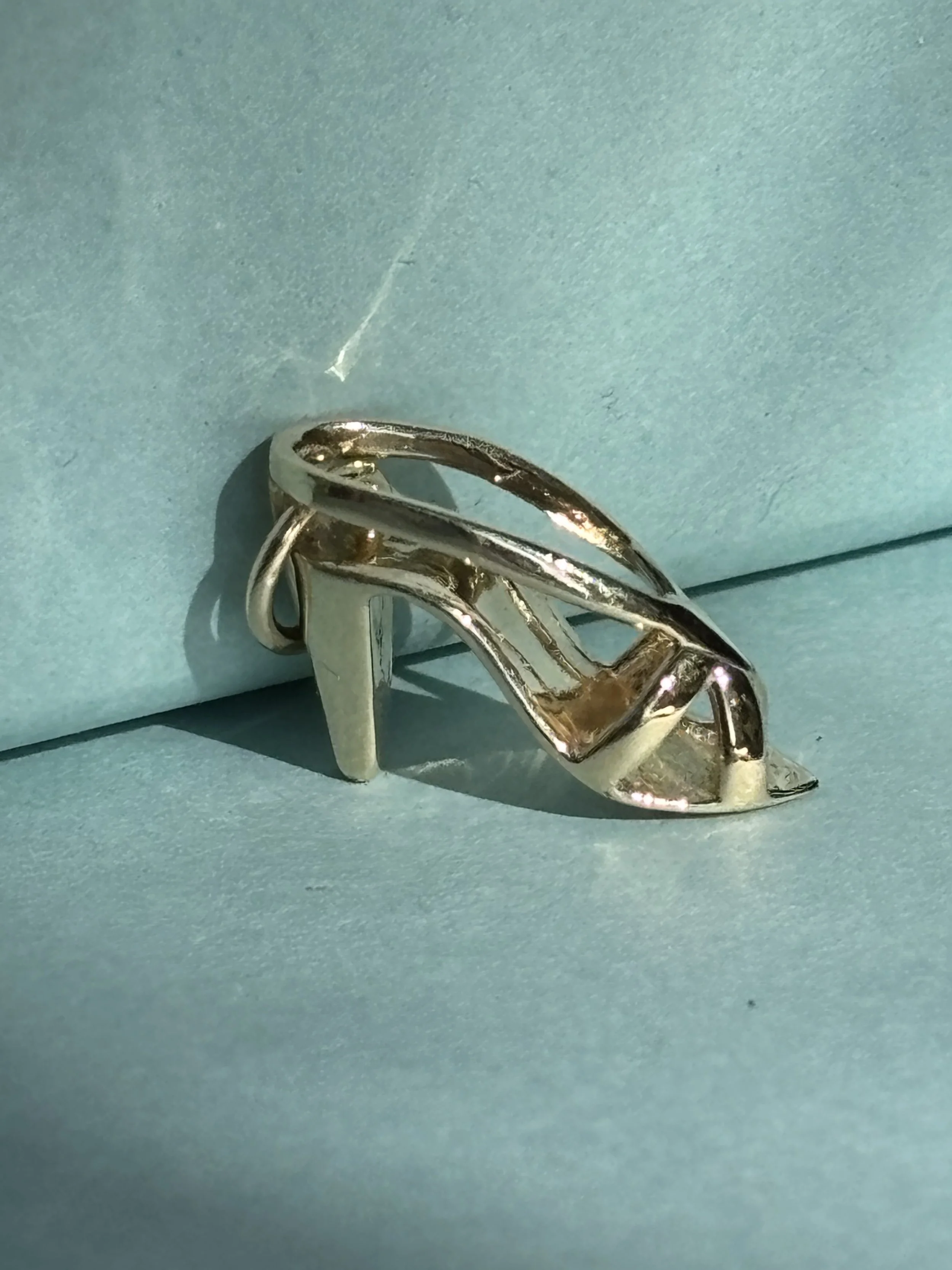 high heeled shoe charm