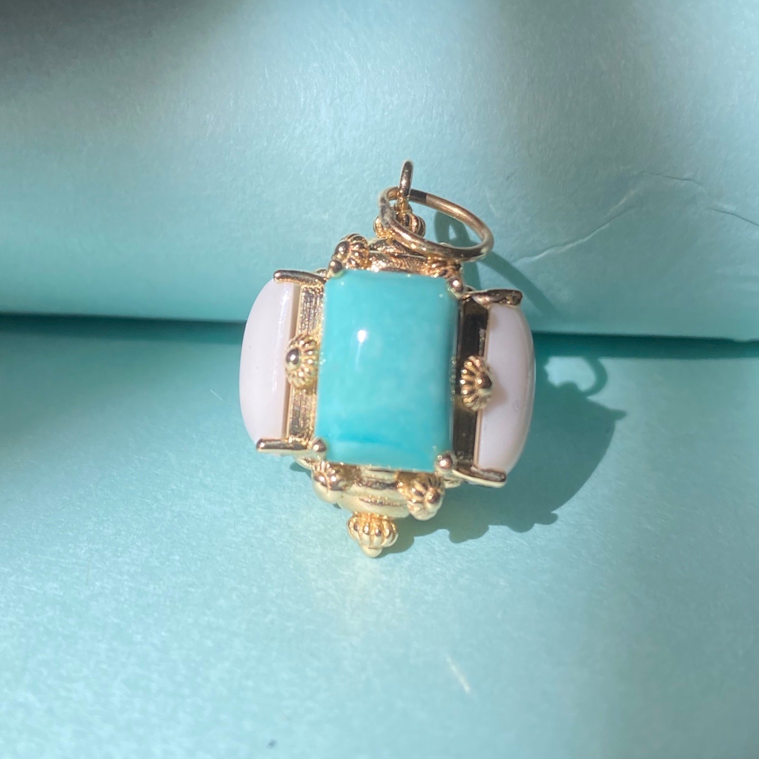 FOB turquoise white.jpeg