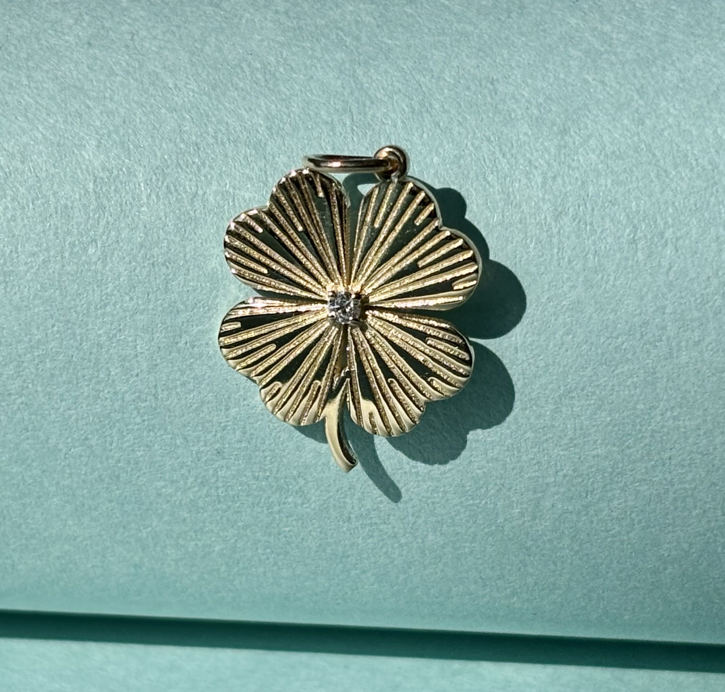 clover charm - small