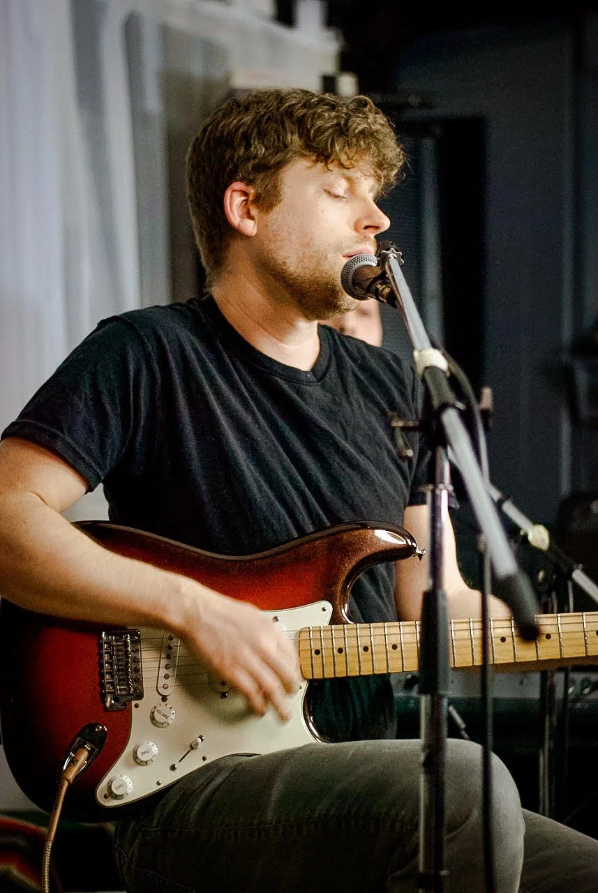 Shand's Releases the Intimate New Track "Pearl" 