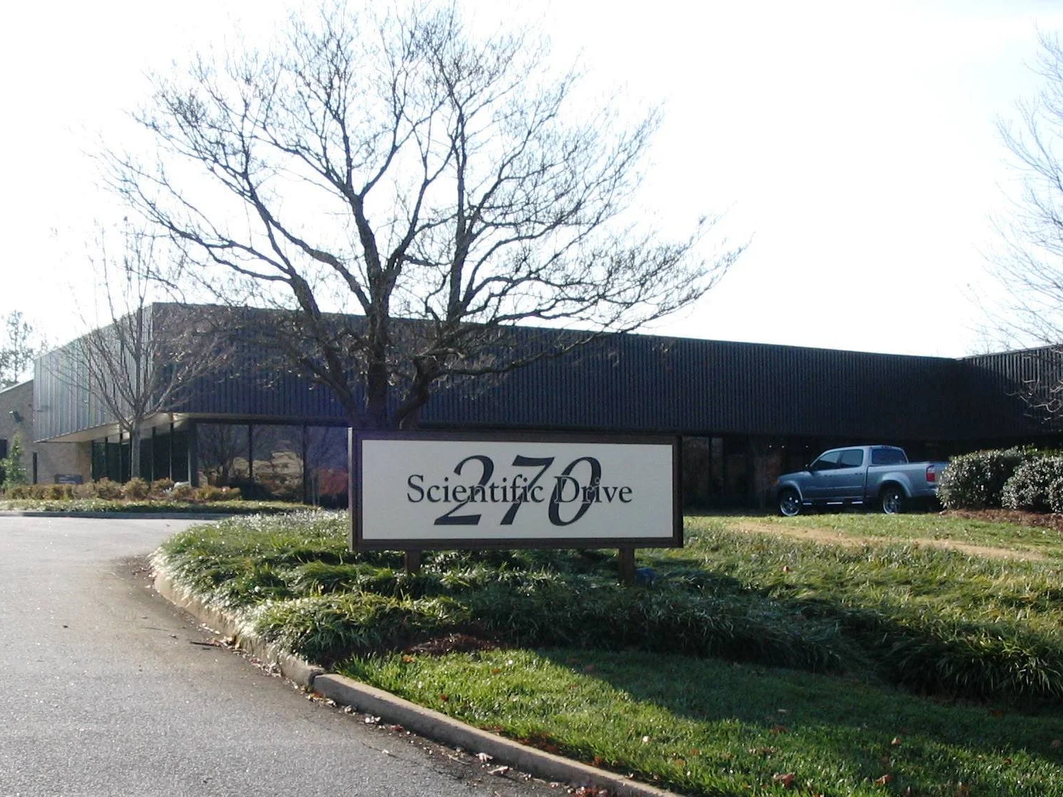 Building+with+sign.jpg