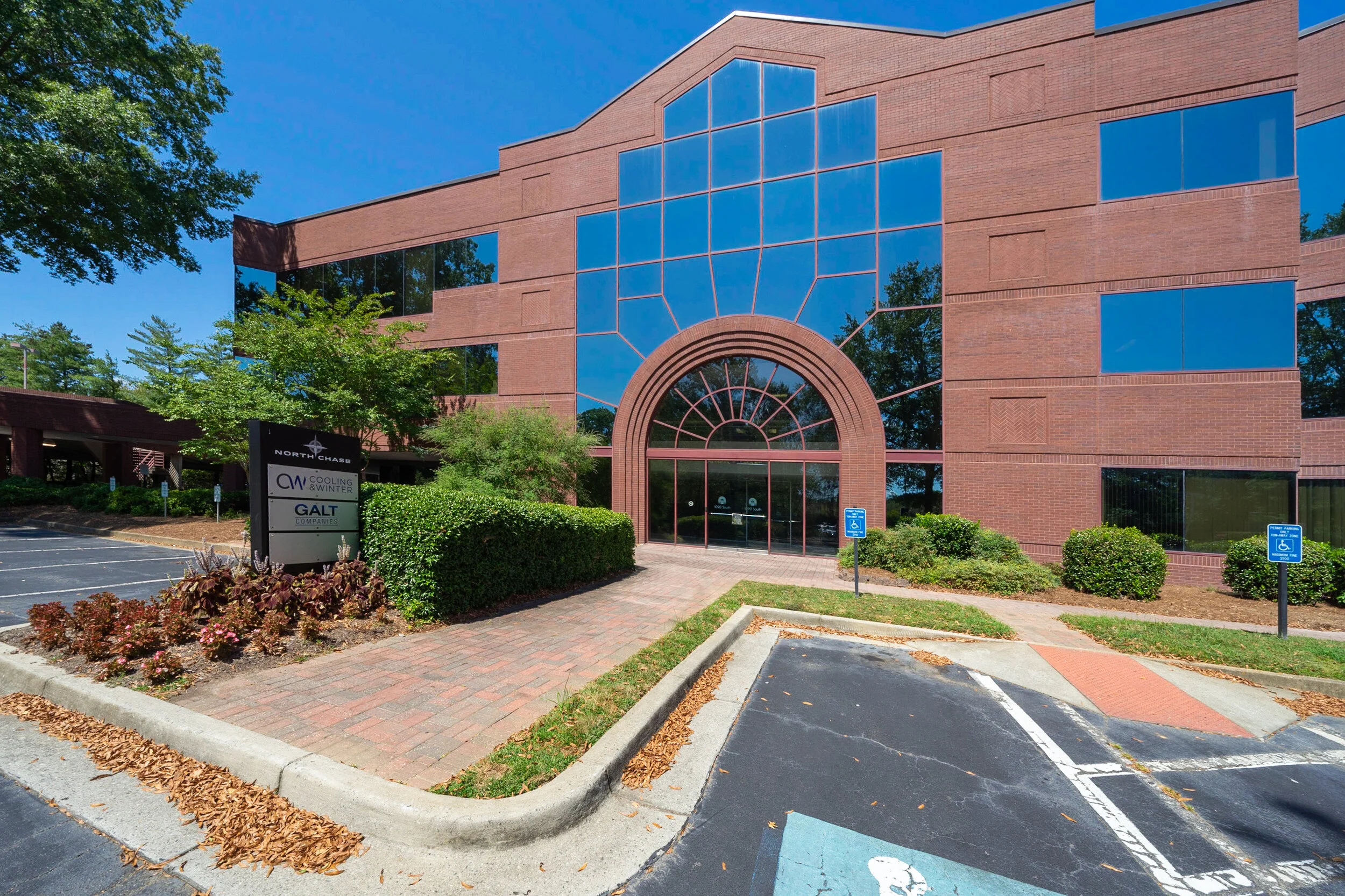 1090-Northchase-Pkwy-SE-Marietta-005.jpg