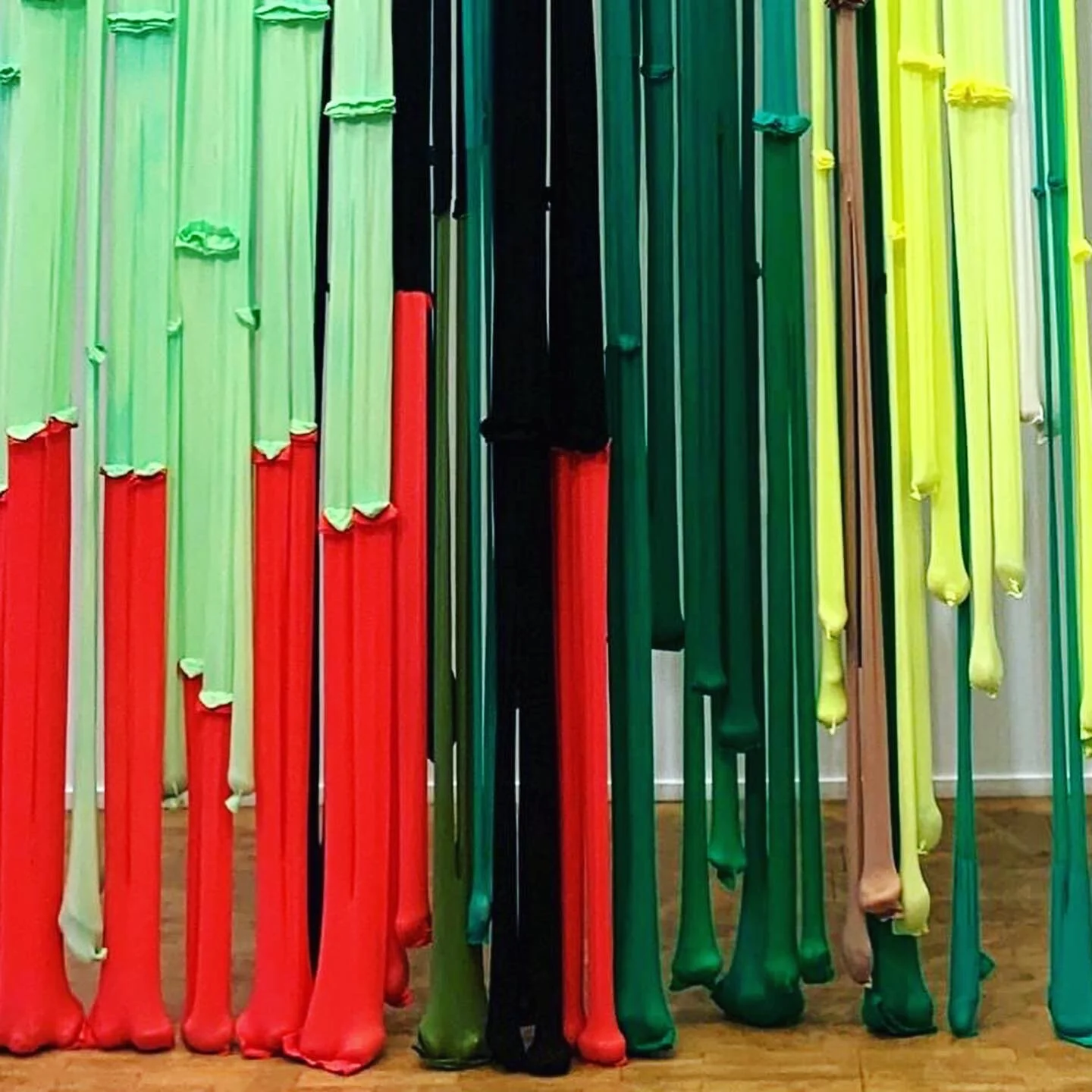  Close up, Water and Oil / Vatn og olía, pantyhose painting, 2020  