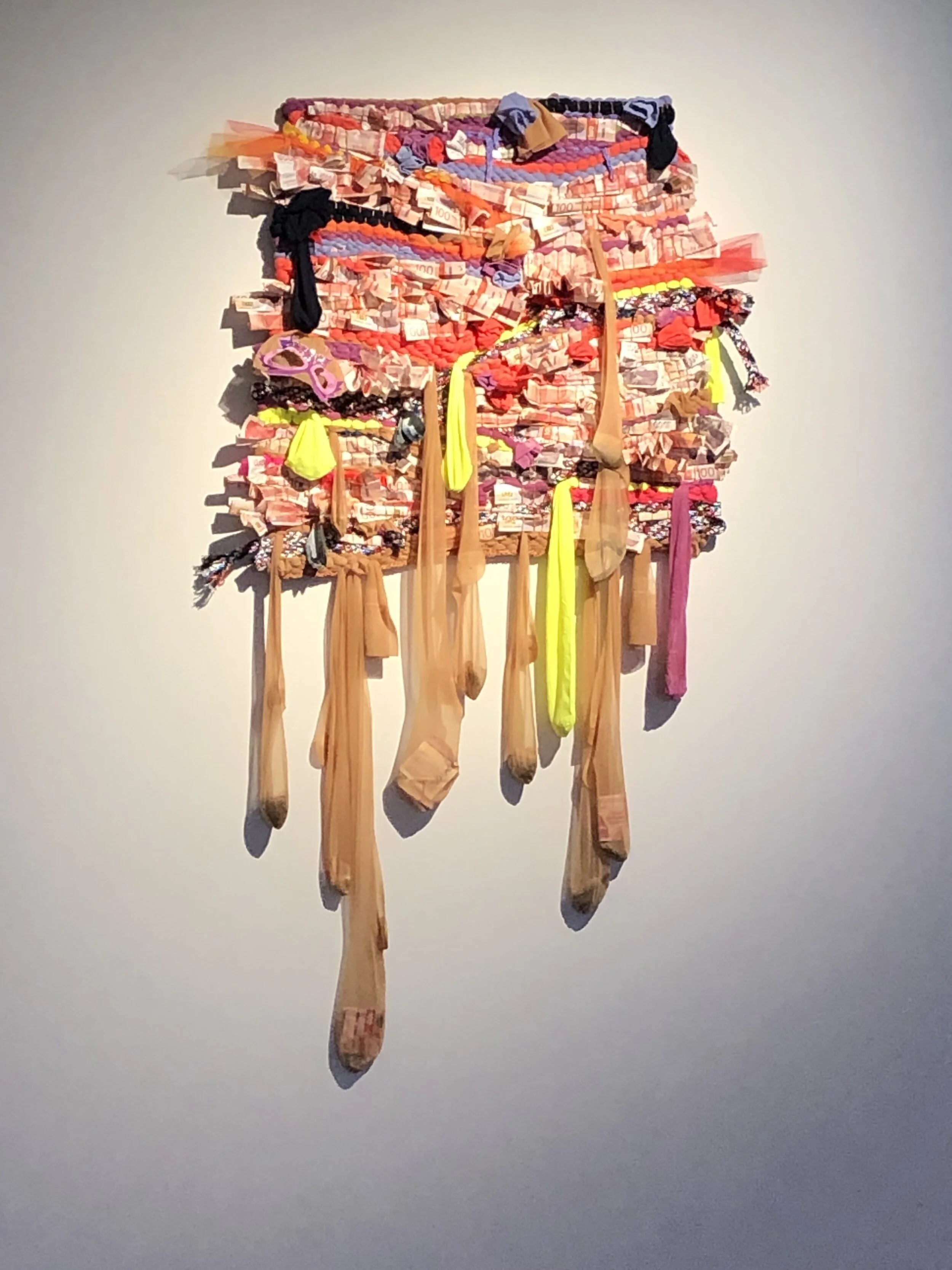  Raposa, nylon, pearls, shells and money. Valores, a collaboration with Kiyoshi Yamamoto - Kraft gallery, Bergen, Norway, 2019 