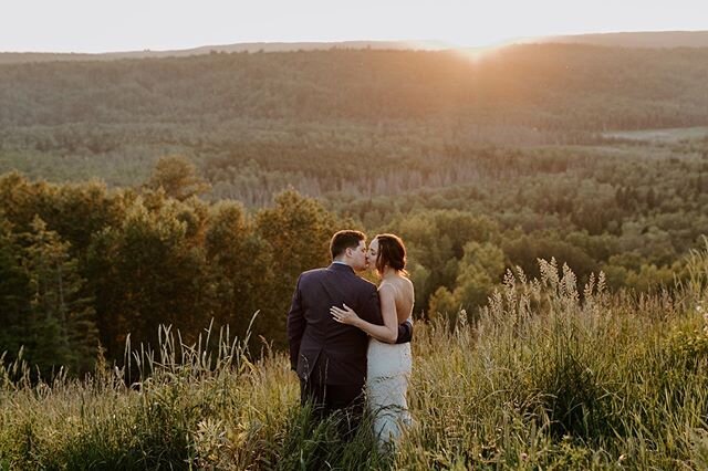 Happy anniversary Dan &amp; Dana!

P.S. if anyone wants to get married in Minnesota but have it feel like a resort in Colorado check out @montdulac the views were AMAZING