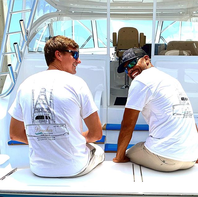 Stopped by one of our favorite yards today @vikingservicecenter... luckily for us we got some models for our new swag thanks to @kluchapparel. 🛥💸🌊 &bull;
&bull;
&bull;
&bull;
&bull;
#vikingyachts #vikingyachtcompany #vikingyachtservicecenter #spor