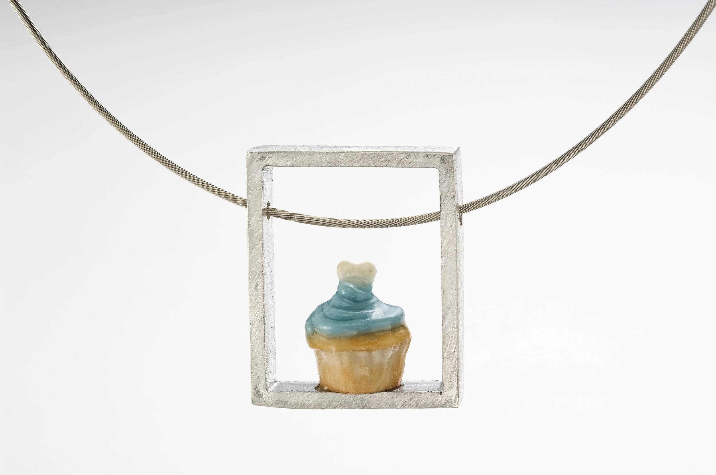 Cupcake Pendant Blue.jpg