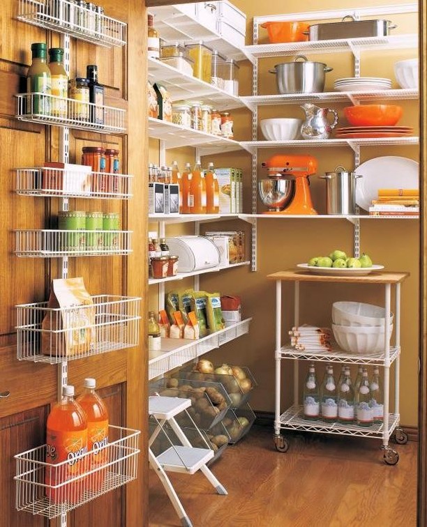 As spring slowly creeps up on us, here's some inspo to help you organize your pantry: https://www.hgtv.com/design/decorating/clean-and-organize/what-we-love-best-pantry-organizers-pictures 
#cook #chefathome #kitchen #new #wood #table #countertops #l