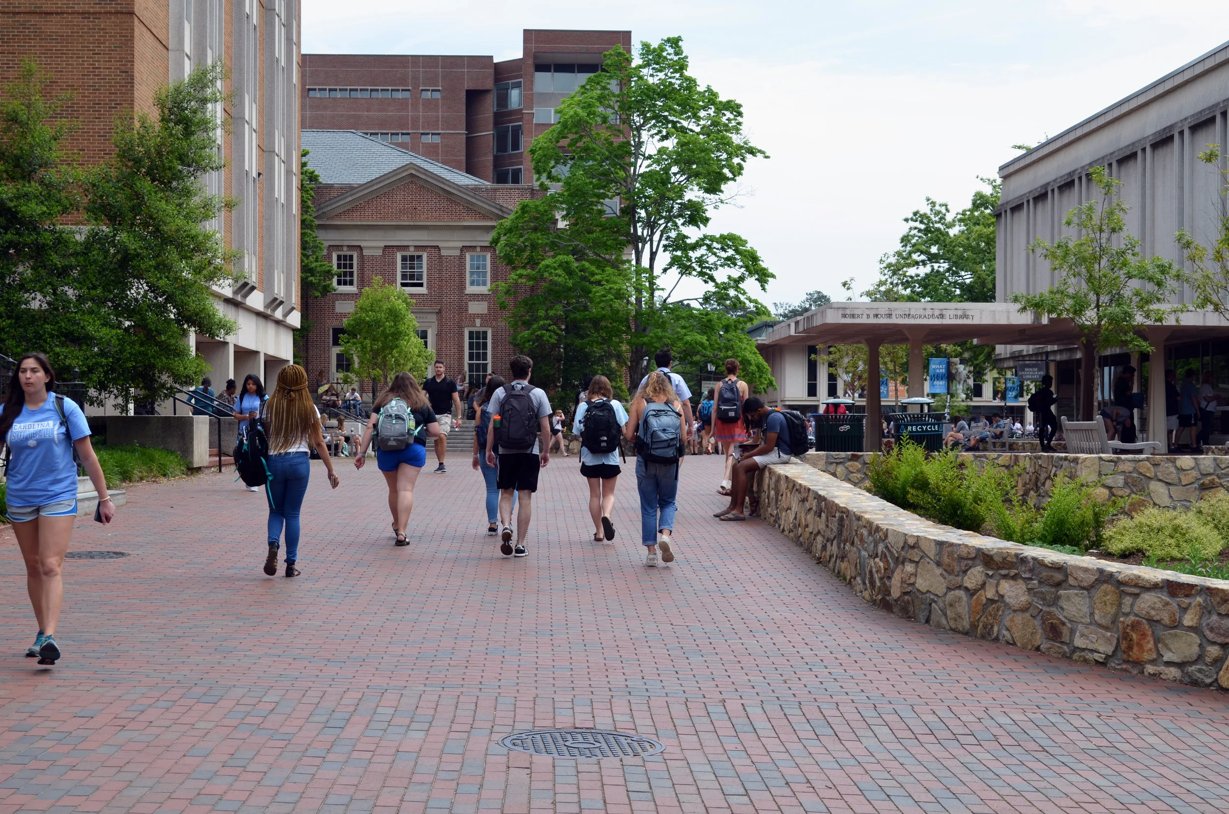 UNC-CH-The Pit--6-DSC_0380.JPG