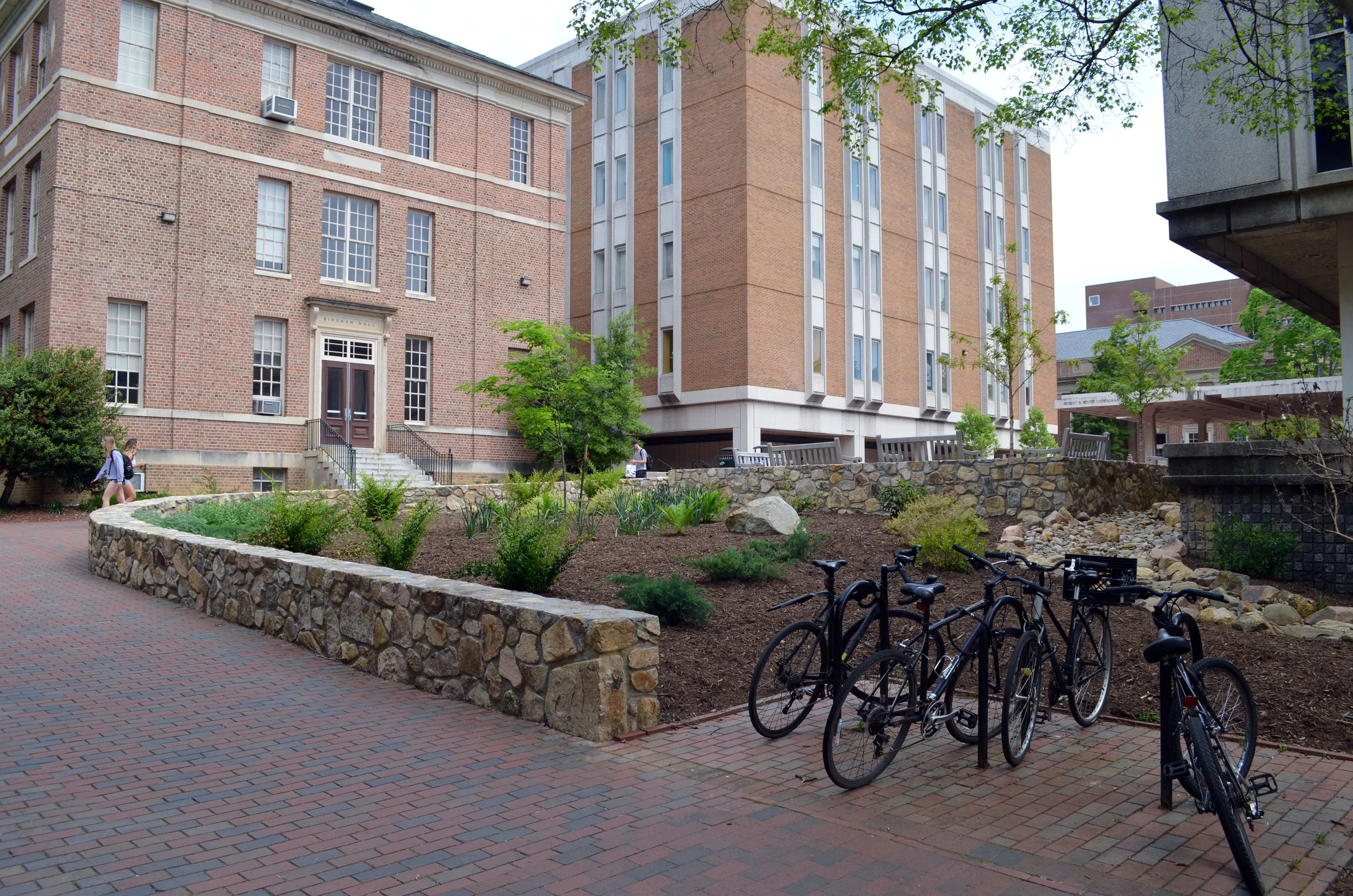 UNC-CH-The Pit-1-DSC_0327.JPG