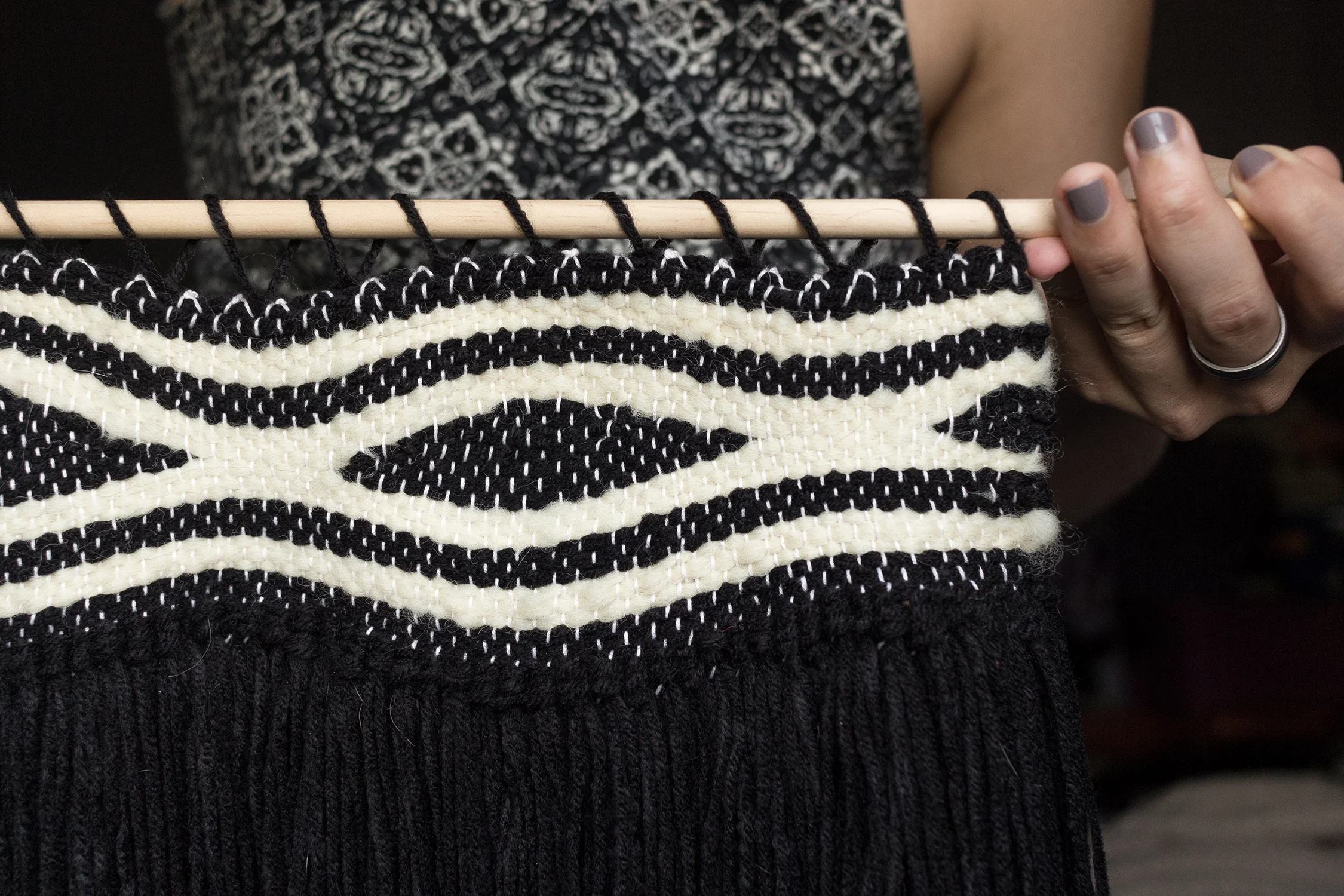 weaving bw wavy-2small.jpg