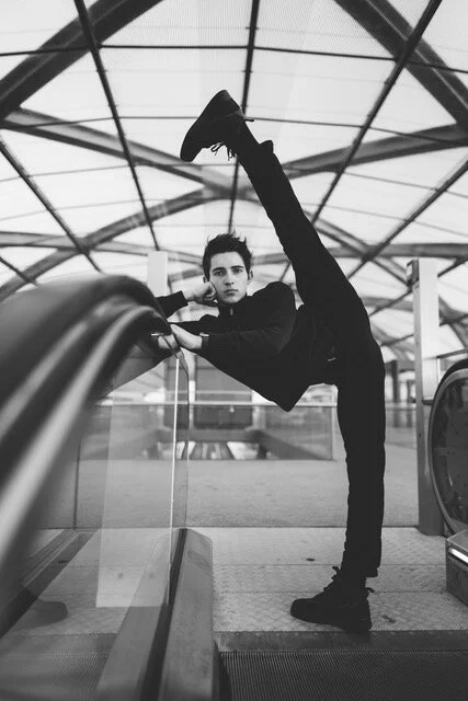 Denys Popovych. esselle.jpeg