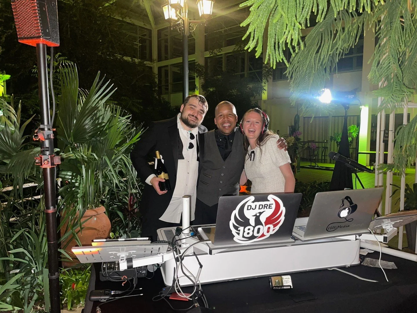 Smiles, beats, and champagne: Atlanta&rsquo;s vibe tonight.

Ever wondered what it&rsquo;s like when your DJ doesn&rsquo;t just play music&mdash;but jumps in, hypes the crowd, and makes every guest feel part of the party? From spontaneous trivia show