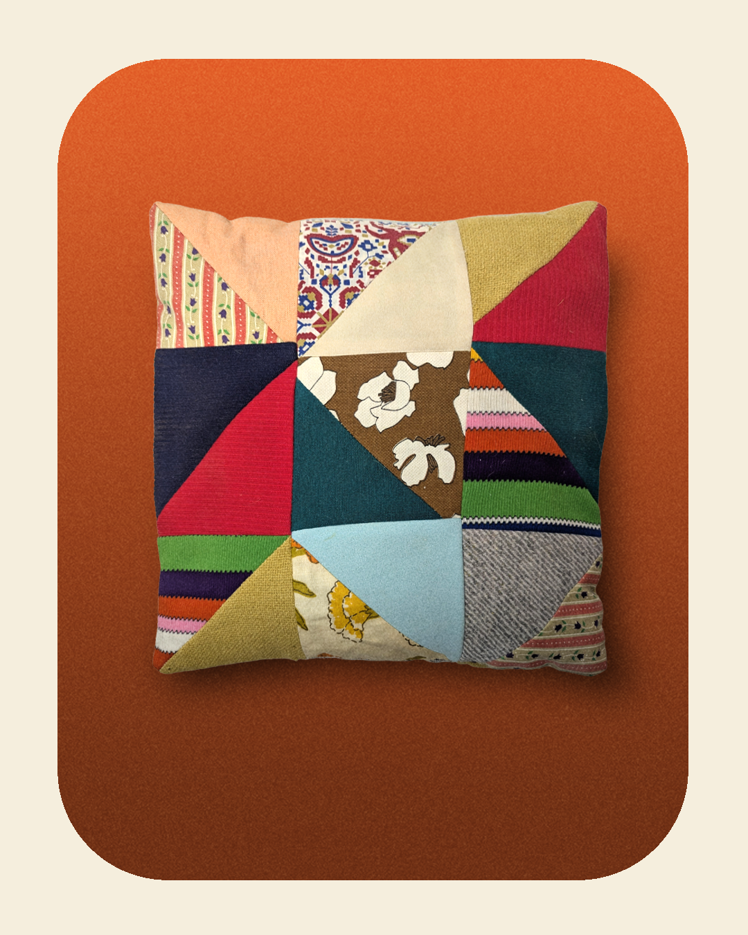0226-05-008_Patchwork pillow_2.png