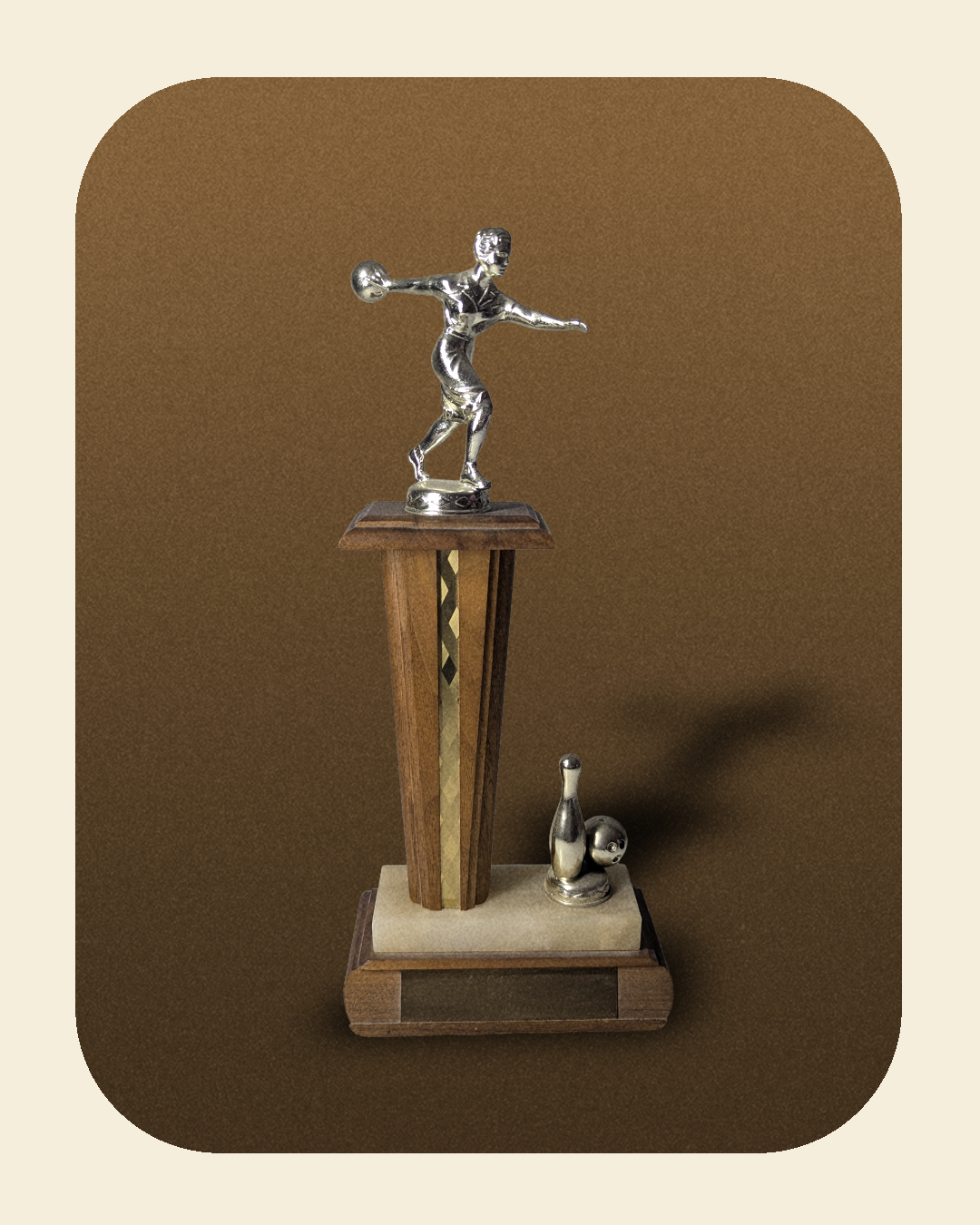 0226-05-018_Bowling trophy 1st place 1961-62.png