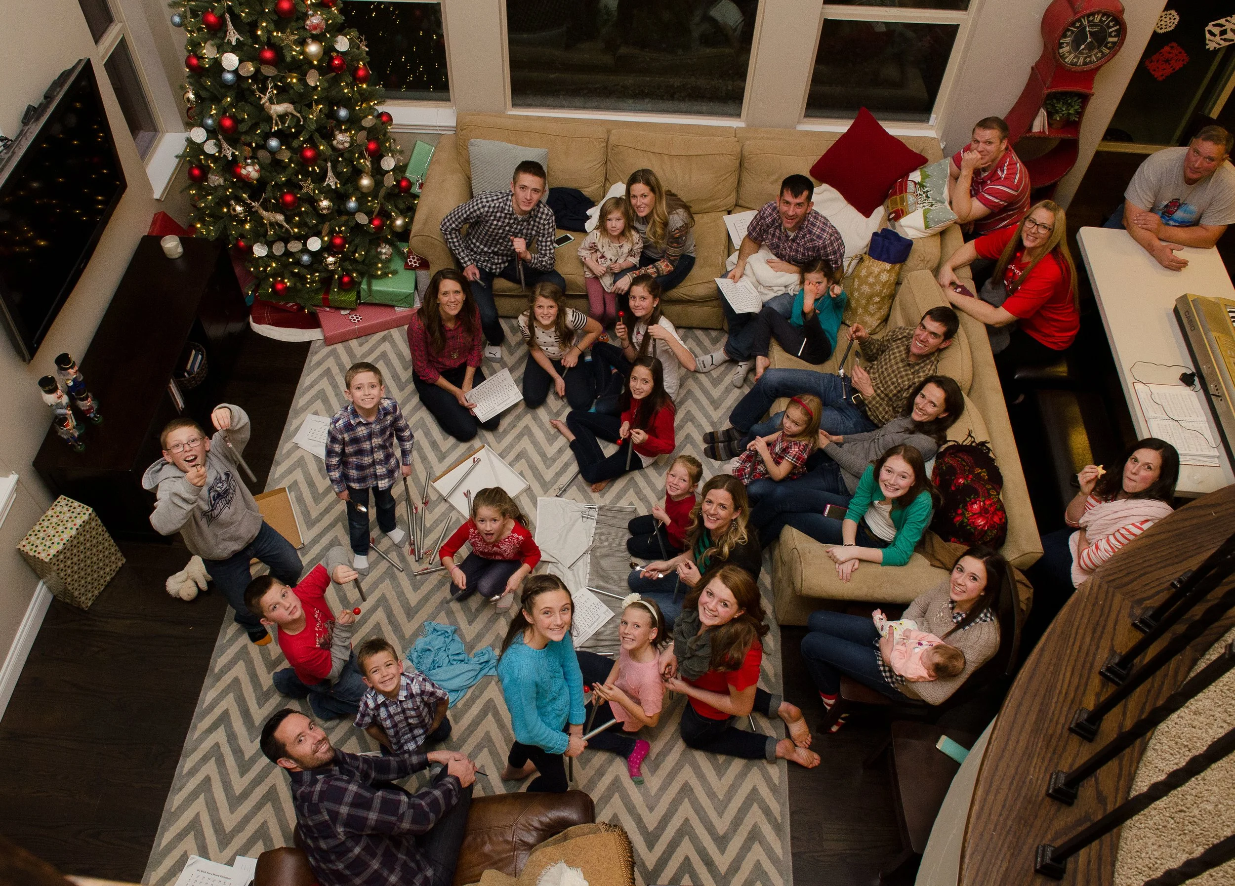 Christmas Eve Party-15.JPG