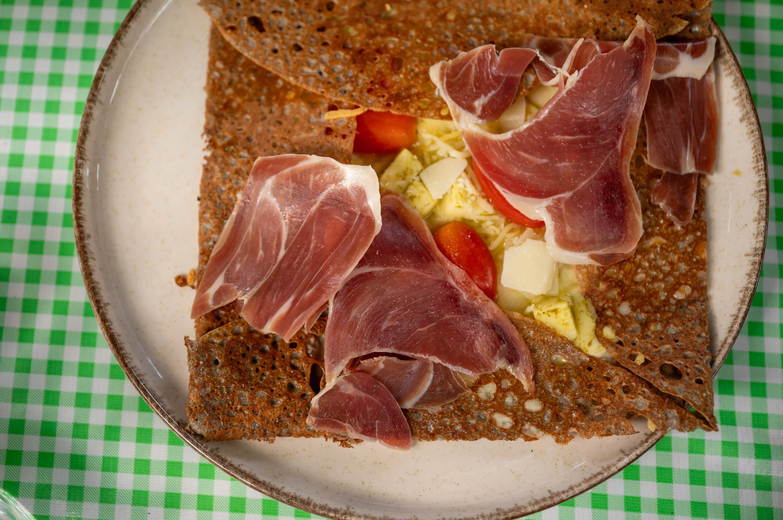 Lunch and walking through Amboise-63.jpg