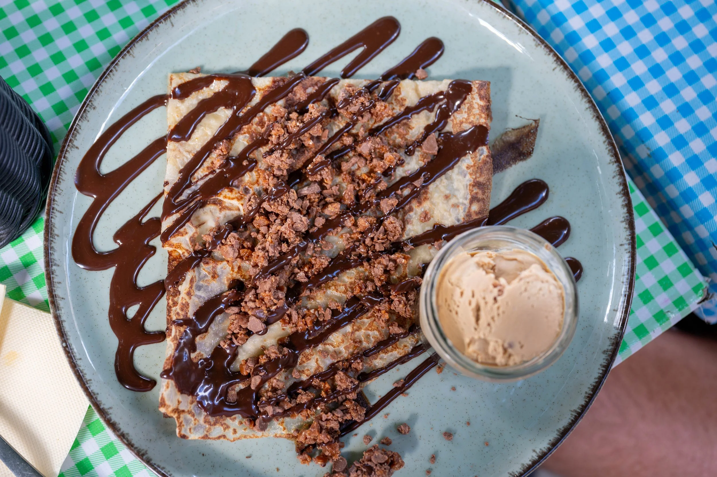 Lunch and walking through Amboise-67.jpg