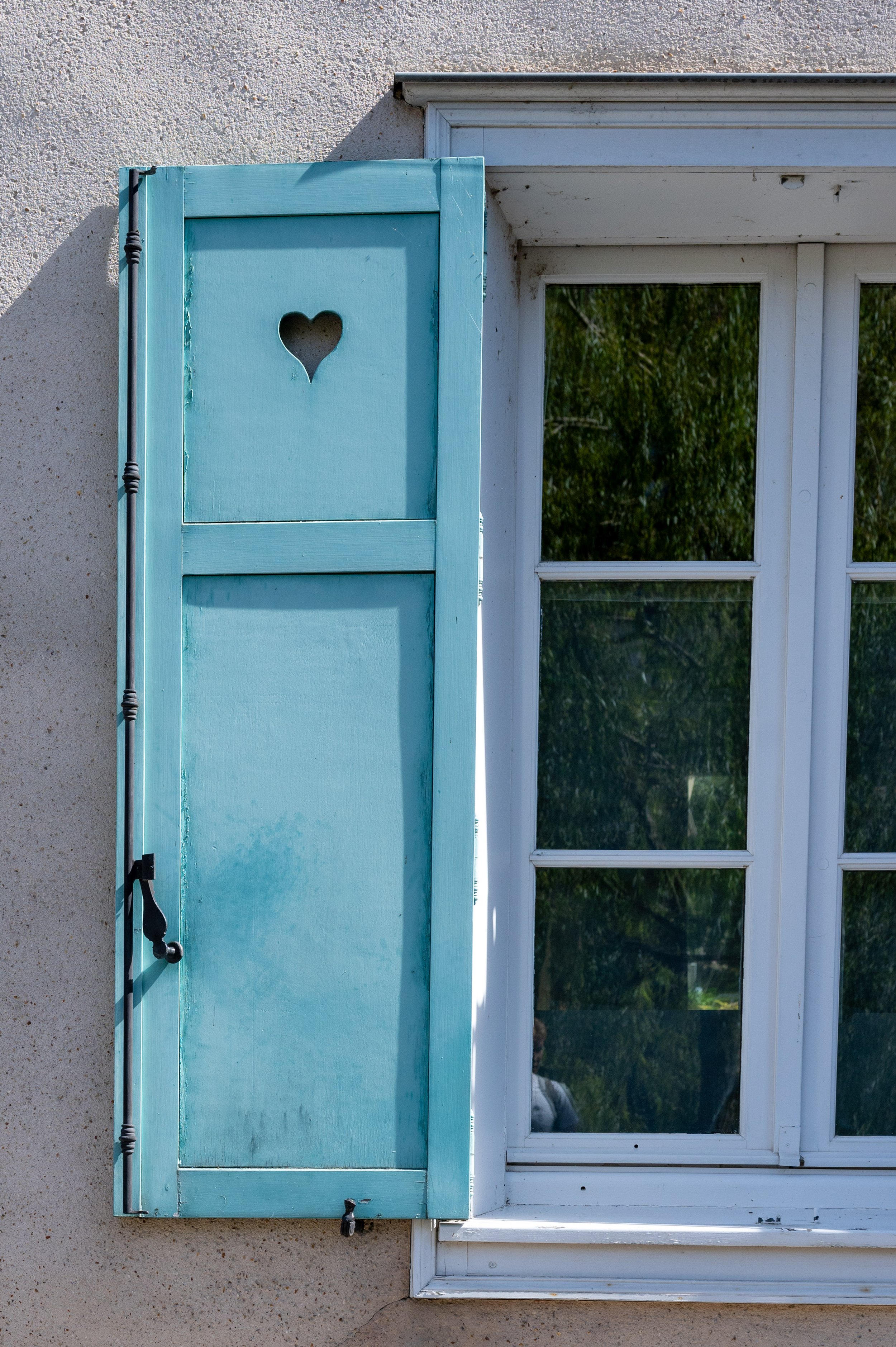 Chartres Cathedral and market-40.jpg