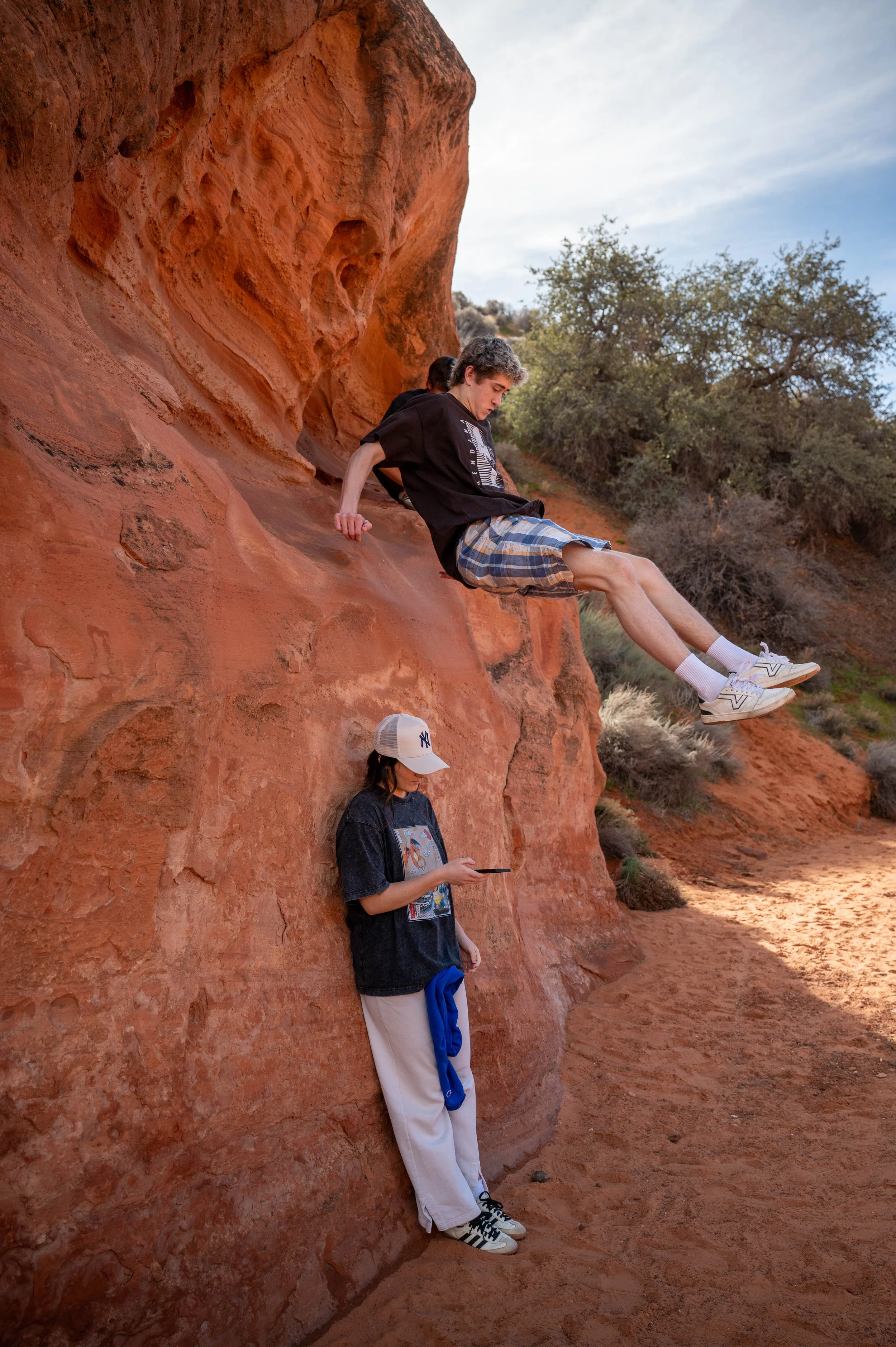 Elephant Arch Hike-3.jpg