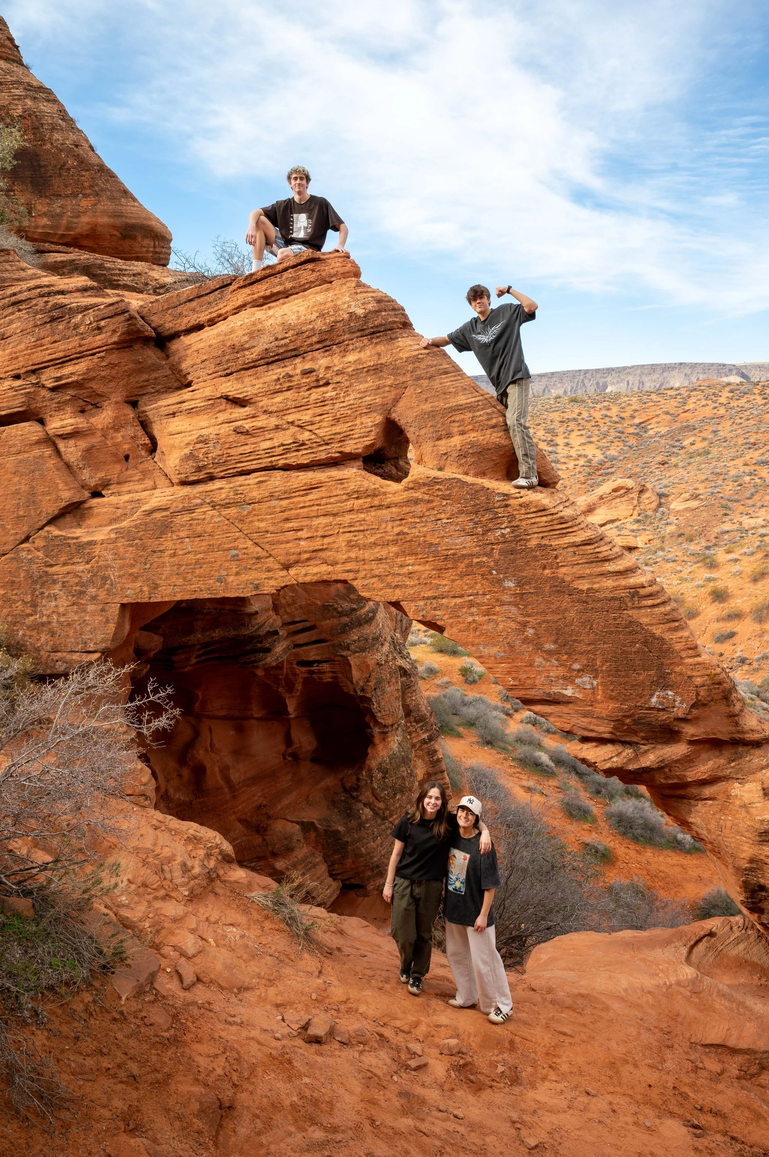 Elephant Arch Hike-10.jpg