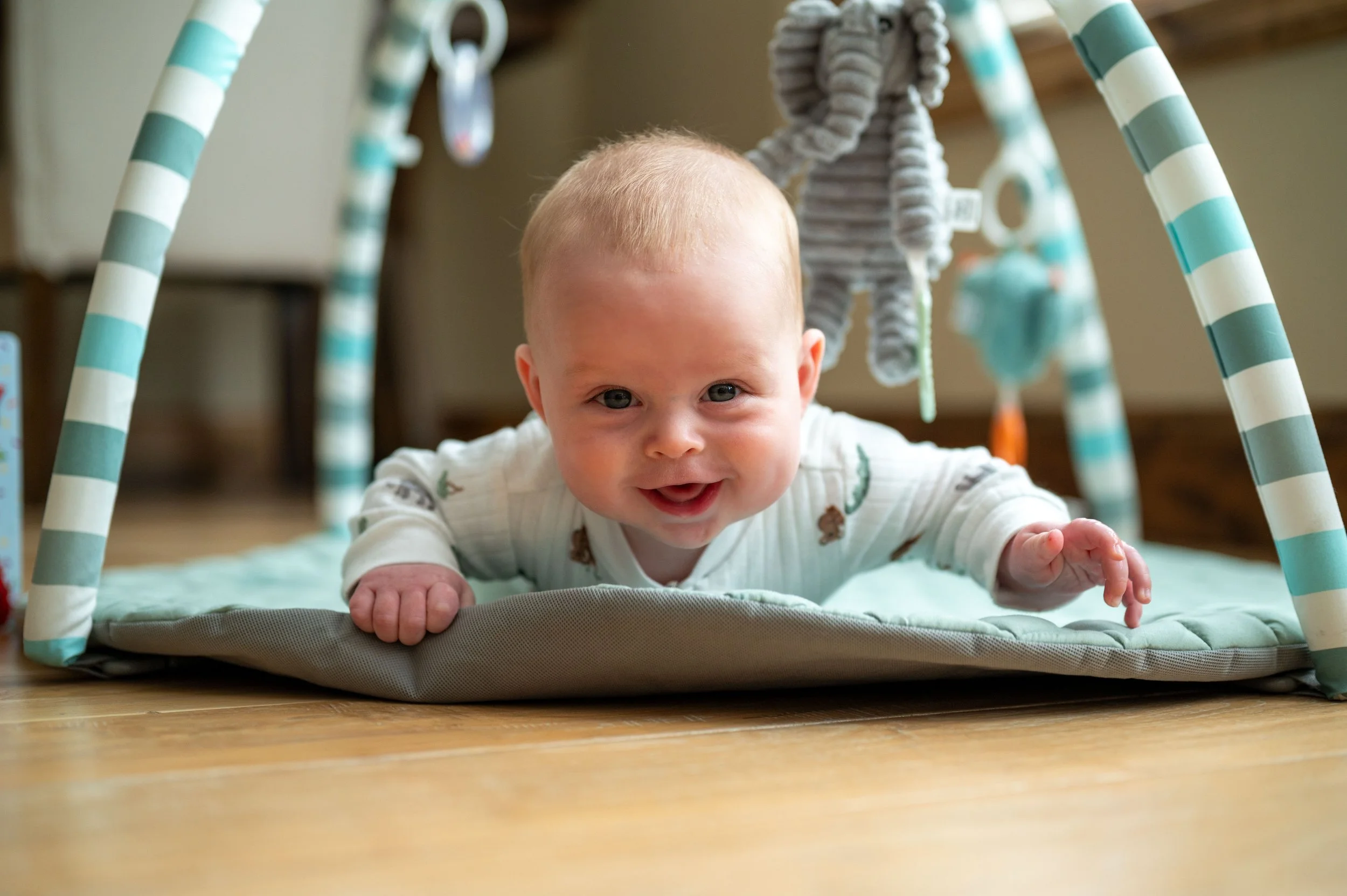Graham 4 months at the Lodge-8.jpg